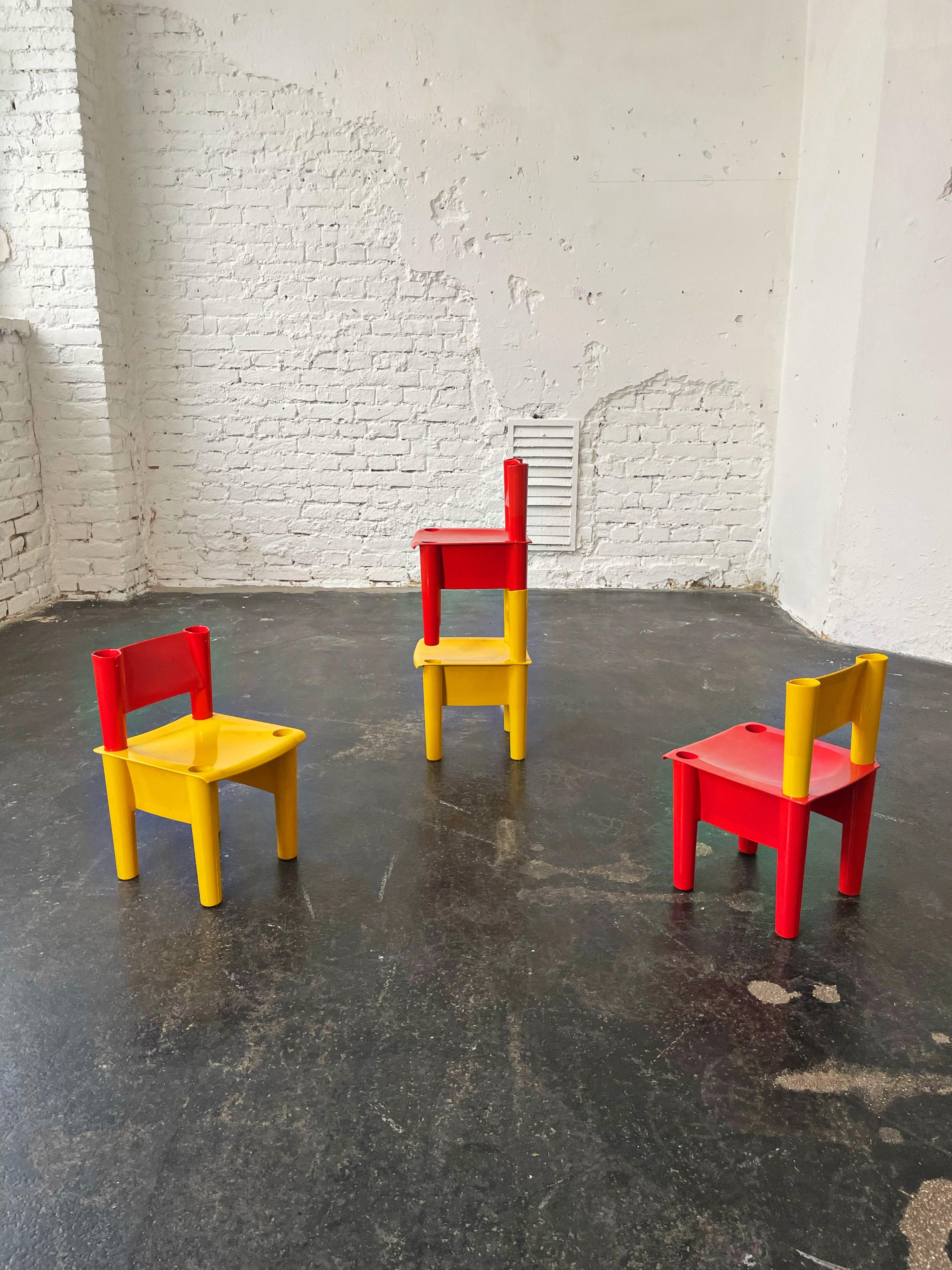 Hand-Crafted Chica demountable child's chairs by BBB Bonacina 1971