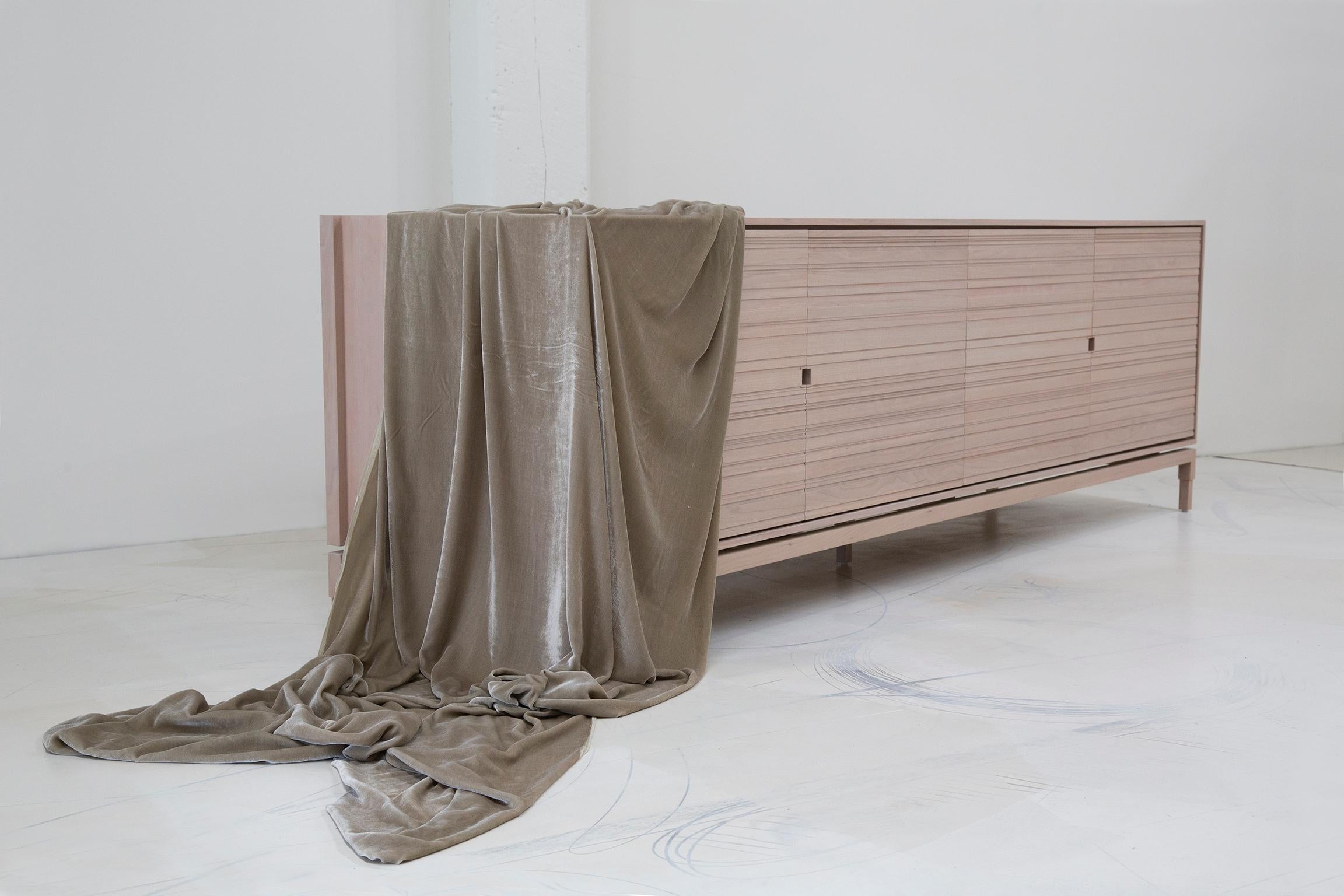 Chicago Anrichte in Blush von May Furniture (Moderne)
