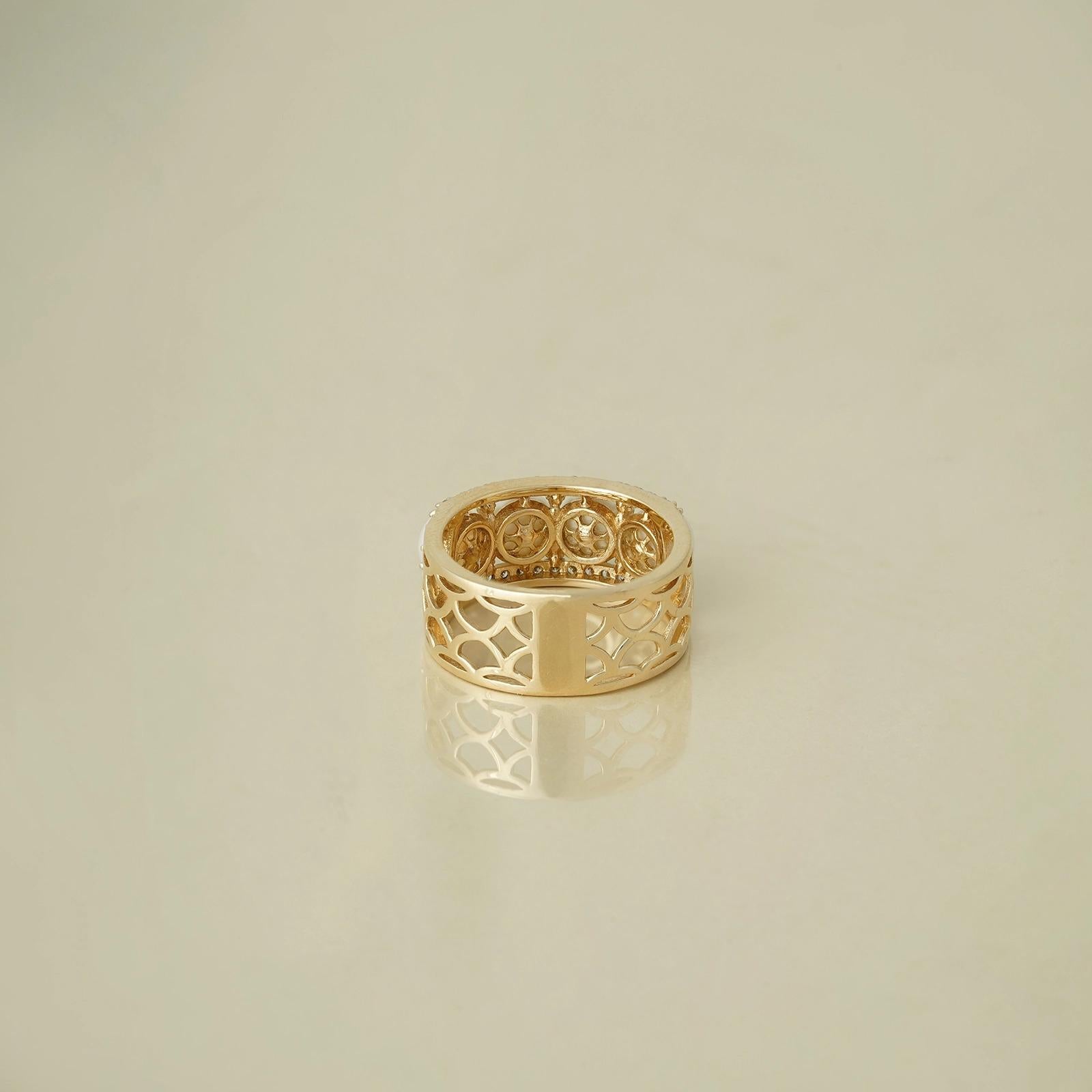 in vendita:  Anello Chicago in oro con diamanti e perle 5