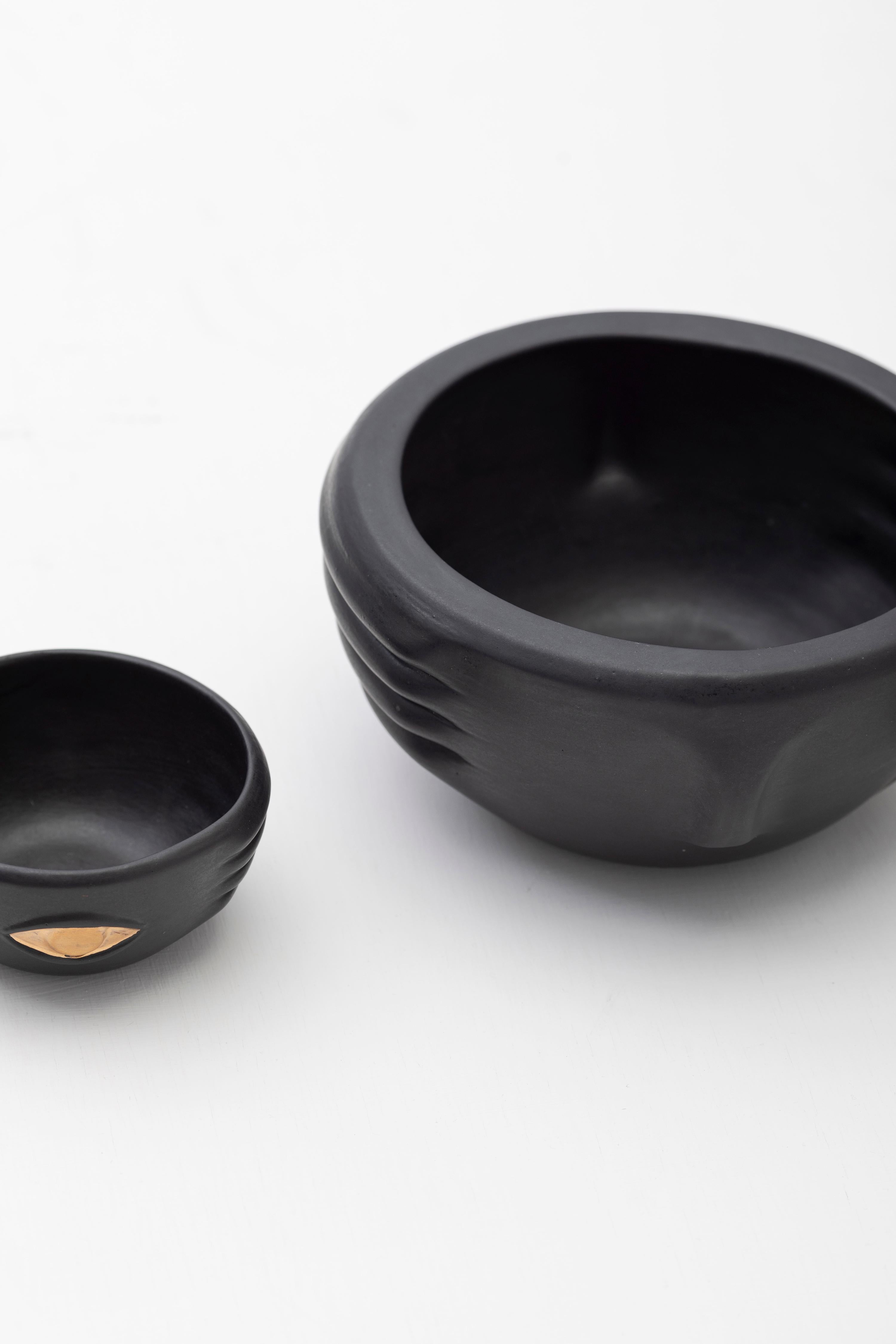 Contemporary CHICHA Decorative Ceramic Bowls in Black Glaze w Gold Luster Details, Set of 3 For Sale