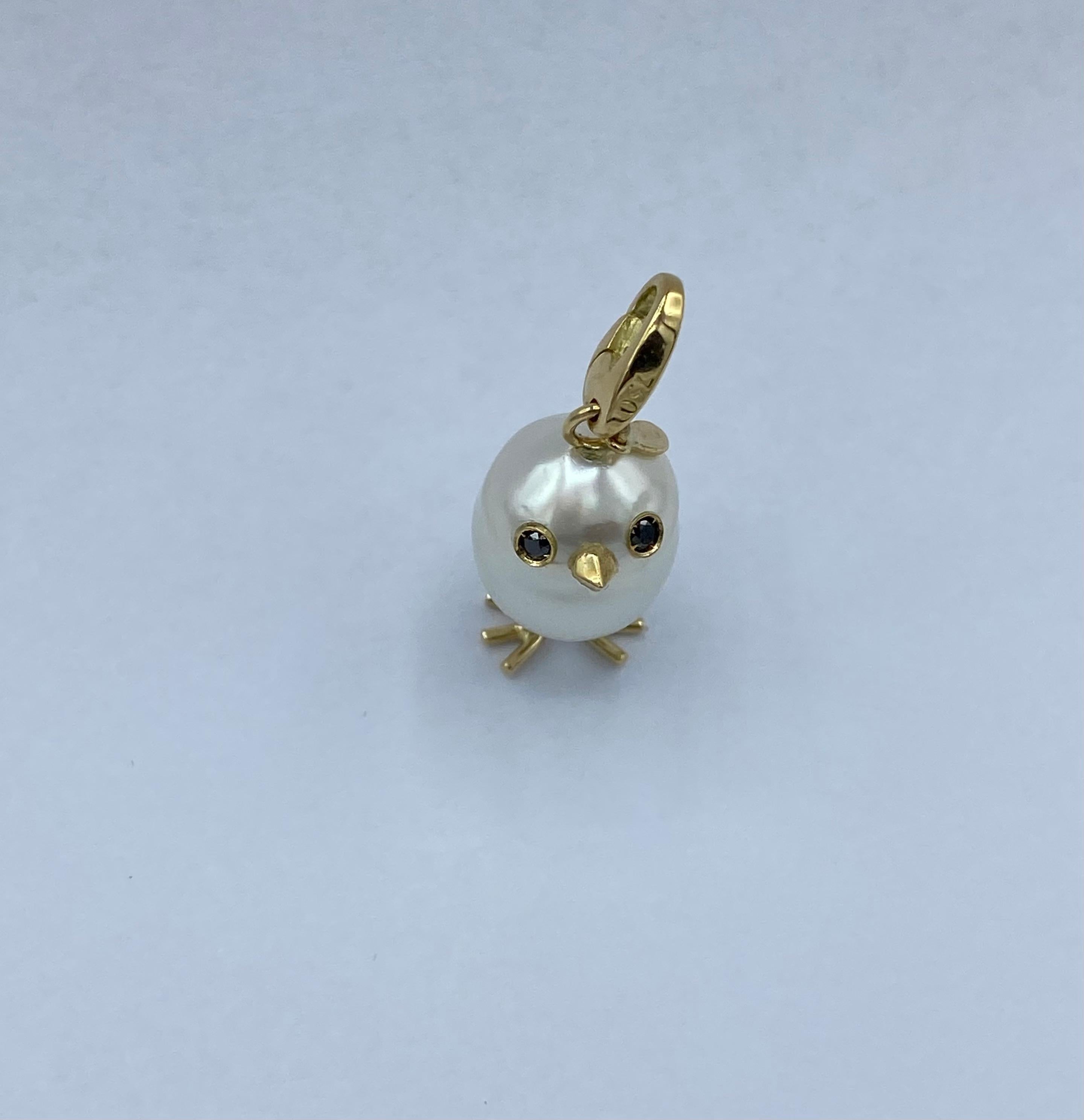 Ciondolo e/o Charm Pulcino 18Kt  perla Australiana a diamanti neri Made in Italy For Sale 5