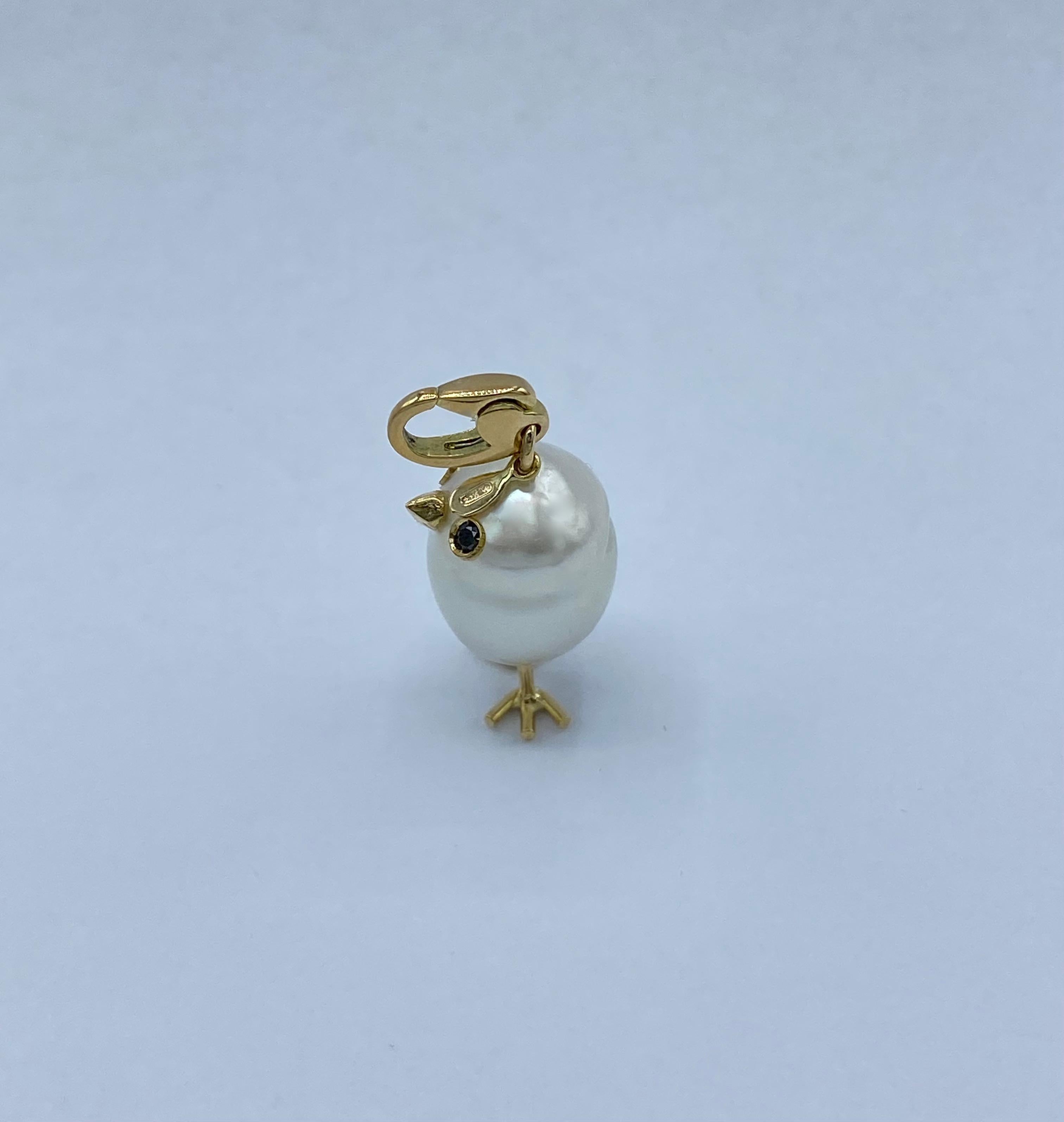 Ciondolo e/o Charm Pulcino 18Kt  perla Australiana a diamanti neri Made in Italy For Sale 9