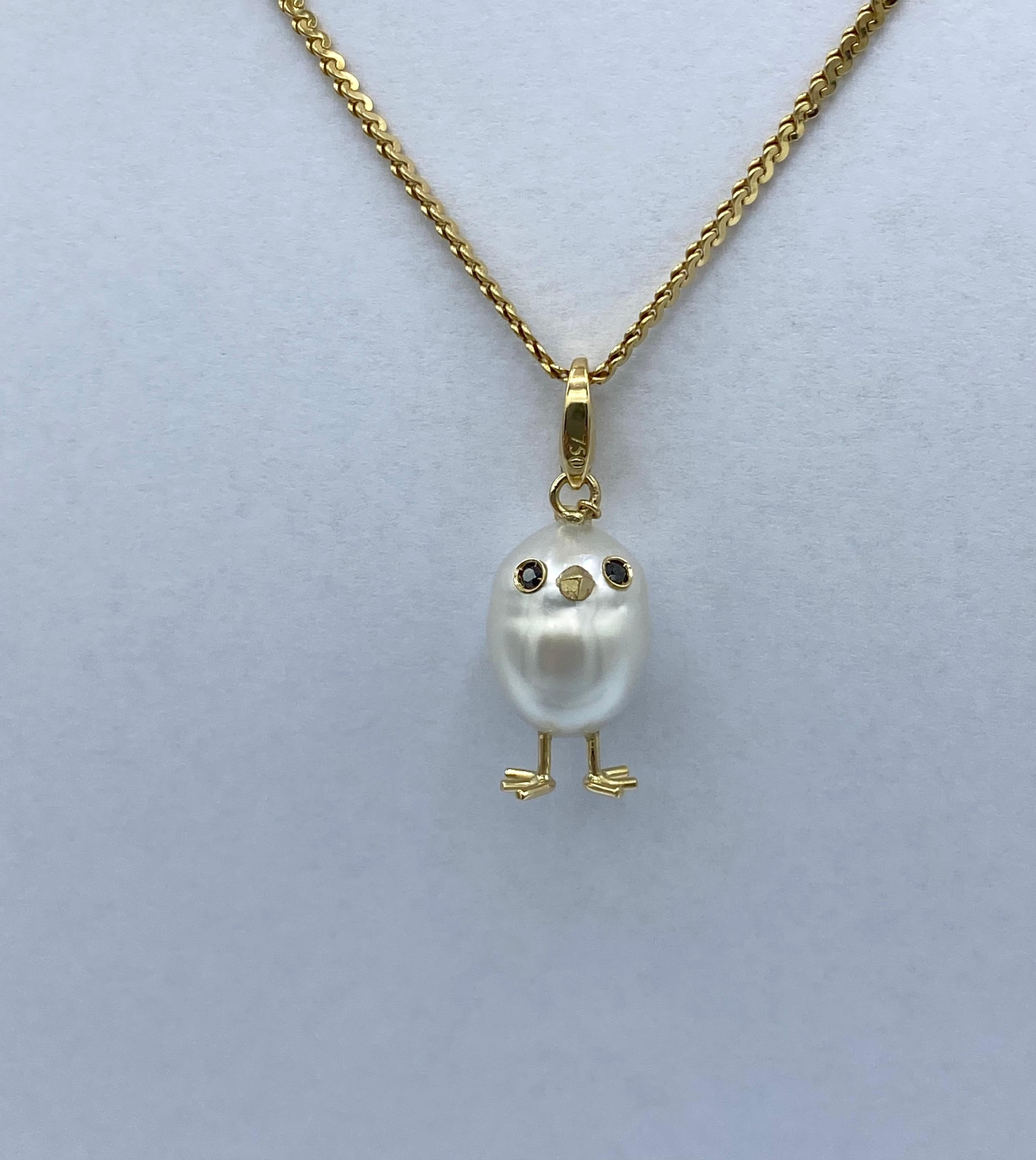 Ciondolo e/o Charm Pulcino 18Kt  perla Australiana a diamanti neri Made in Italy For Sale 2
