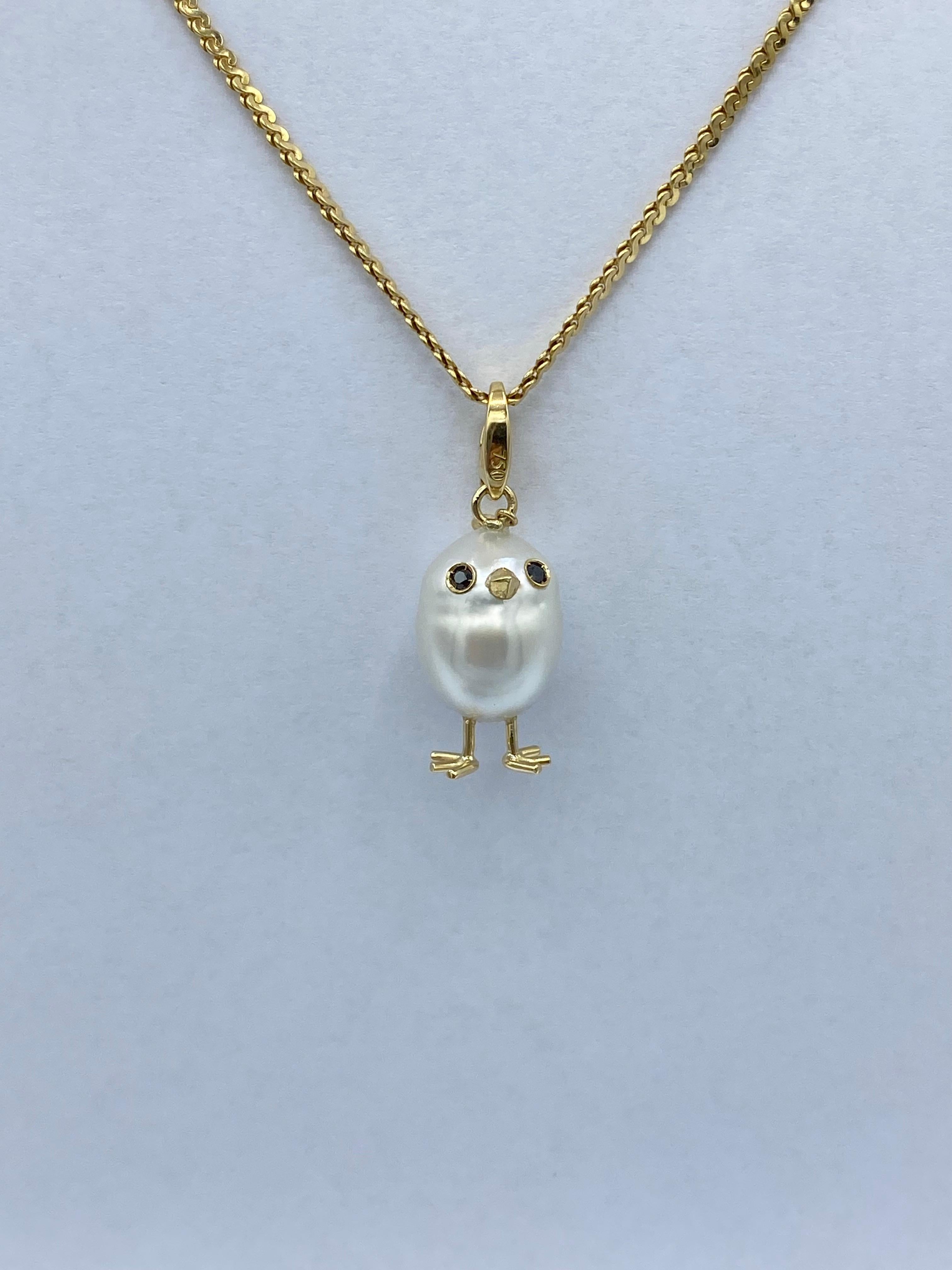 Ciondolo e/o Charm Pulcino 18Kt  perla Australiana a diamanti neri Made in Italy For Sale 3