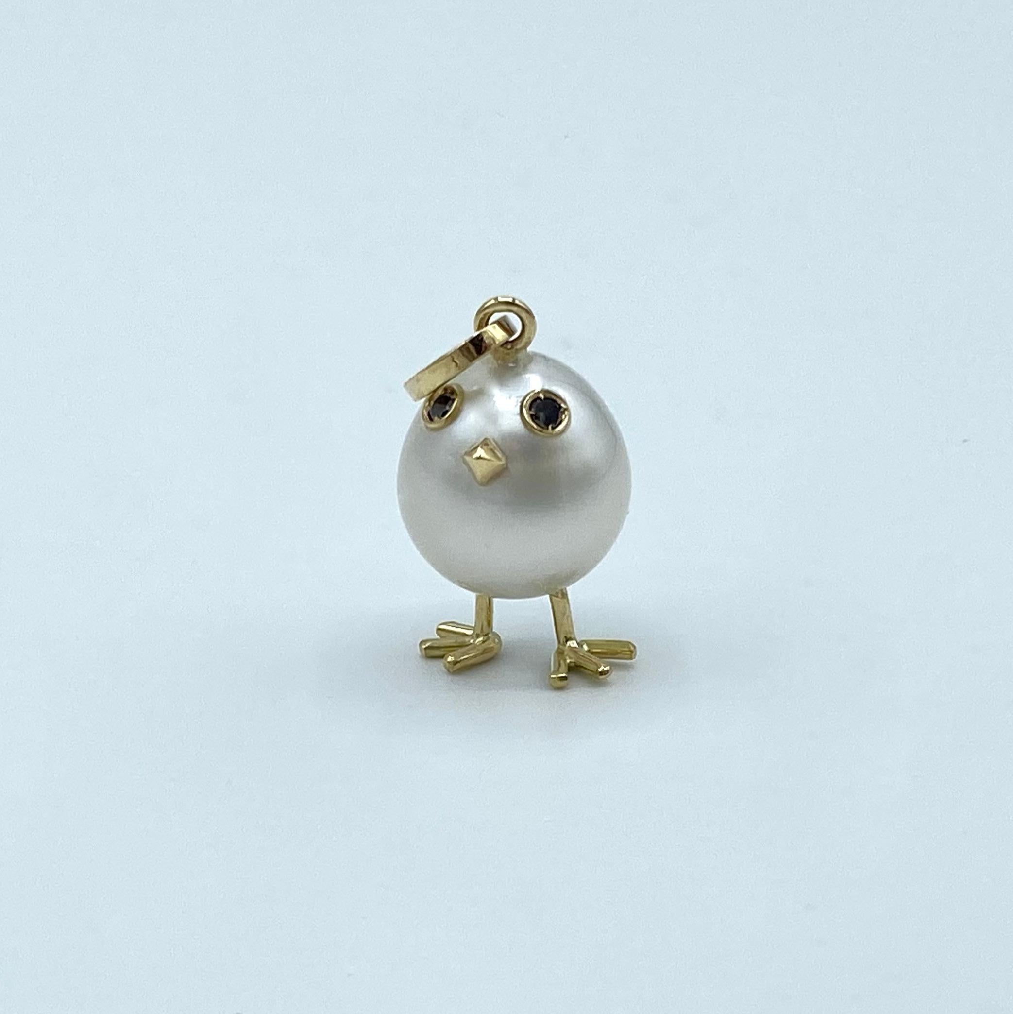 Contemporary Chick Australian Pearl Black Diamond 18 Karat Gold Pendant or Necklace
