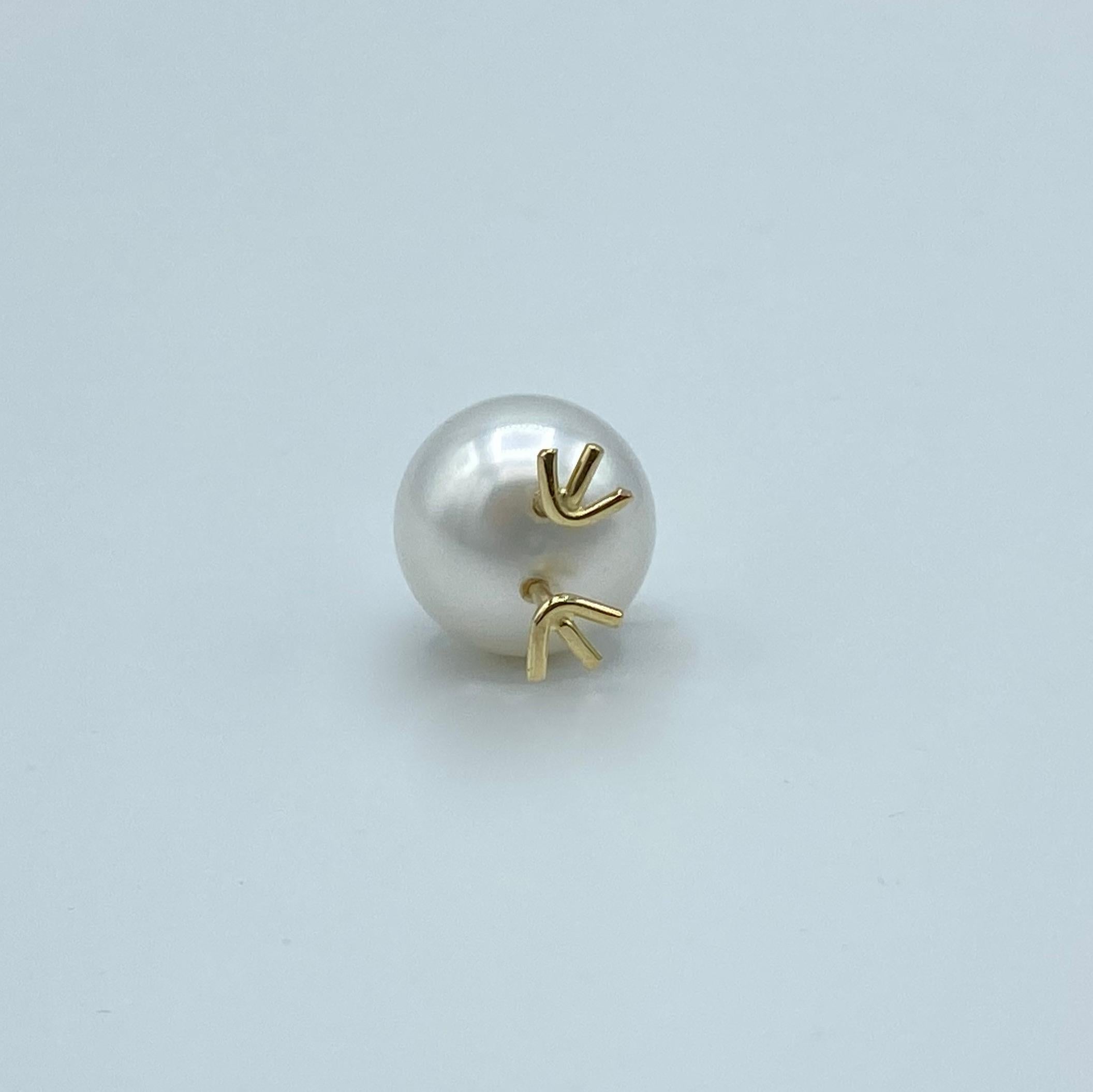 Chick Australian Pearl Black Diamond 18 Karat Gold Pendant or Necklace 1