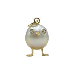 Chick Australian Pearl White Diamond Yellow 18kt Gold Pendant Necklace