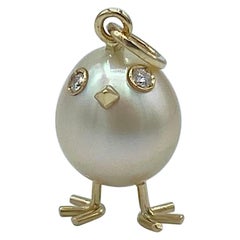 Chick Australian Pearl White Diamond Yellow 18kt Gold Pendant Necklace