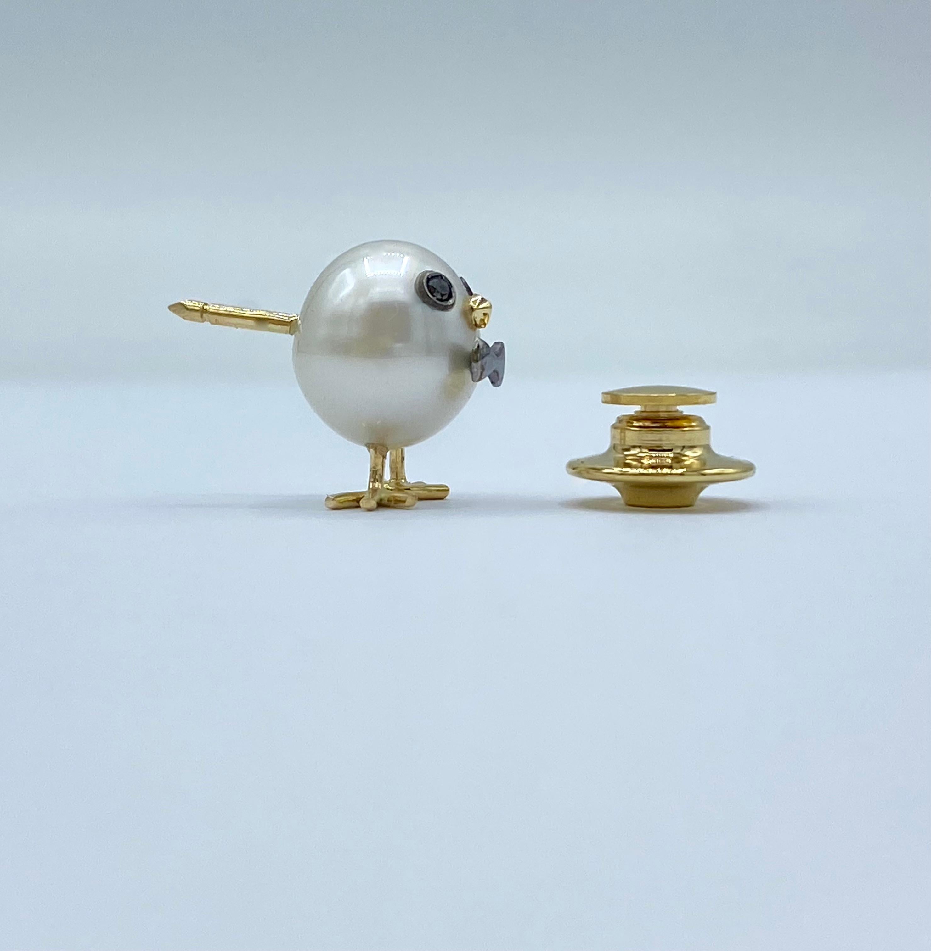 Chick Schwarzer Diamant Gelb Weiß 18 Karat Gold Australische Perlenbrosche (Kunsthandwerker*in) im Angebot
