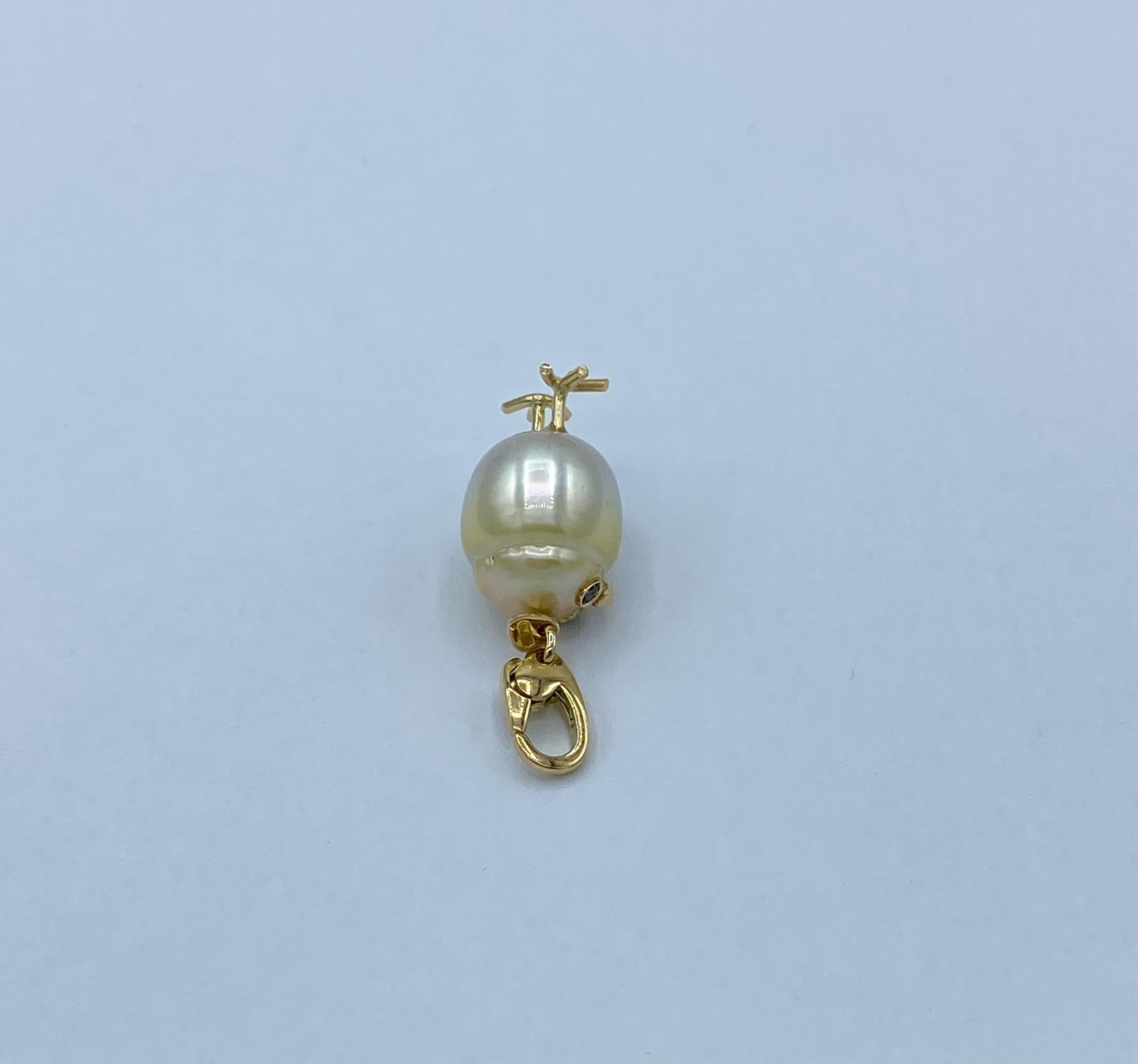 Chick Pearl Black Diamond 18 Karat Gold Pendant Necklace or Charm 5