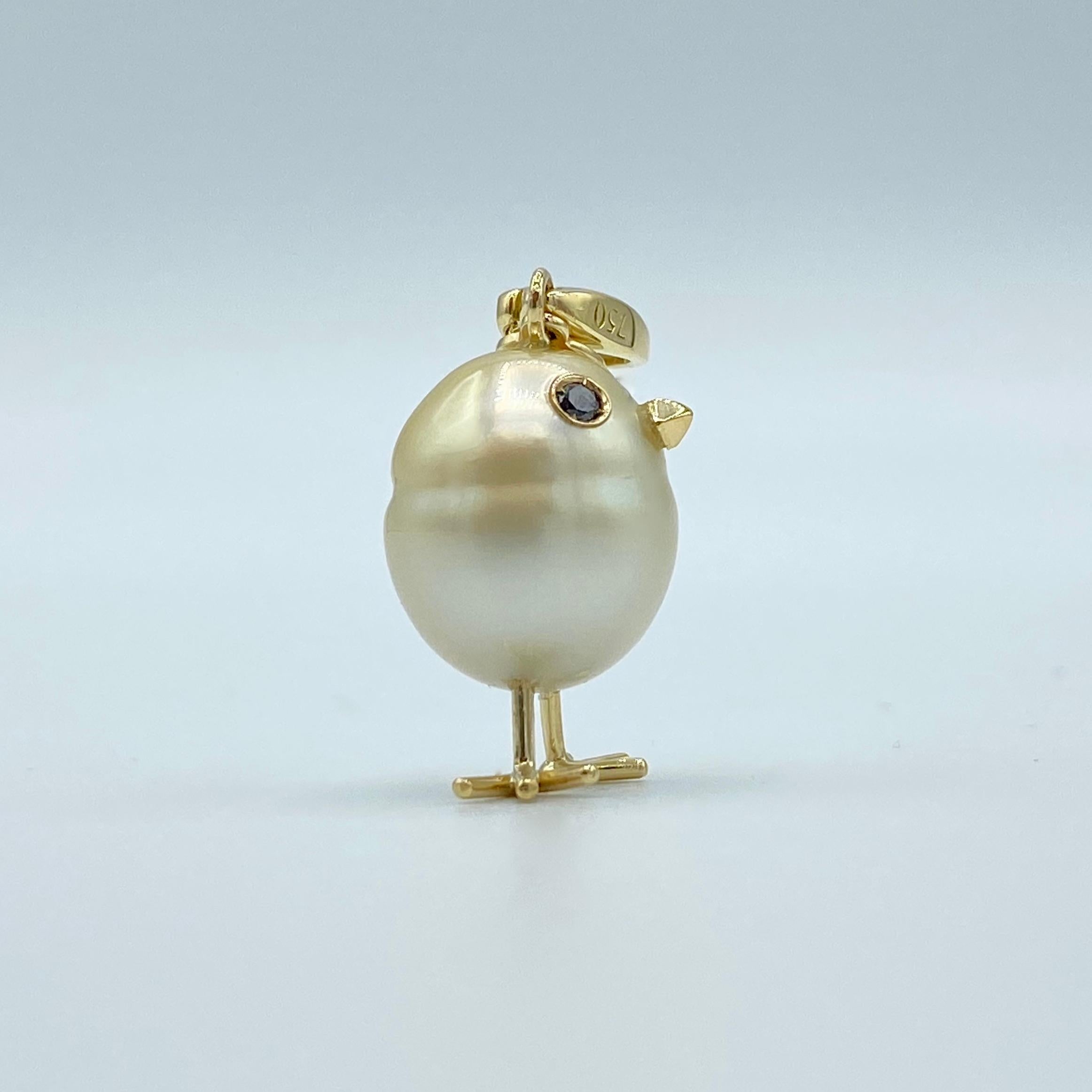 Contemporary Chick Pearl Black Diamond 18 Karat Gold Pendant Necklace or Charm