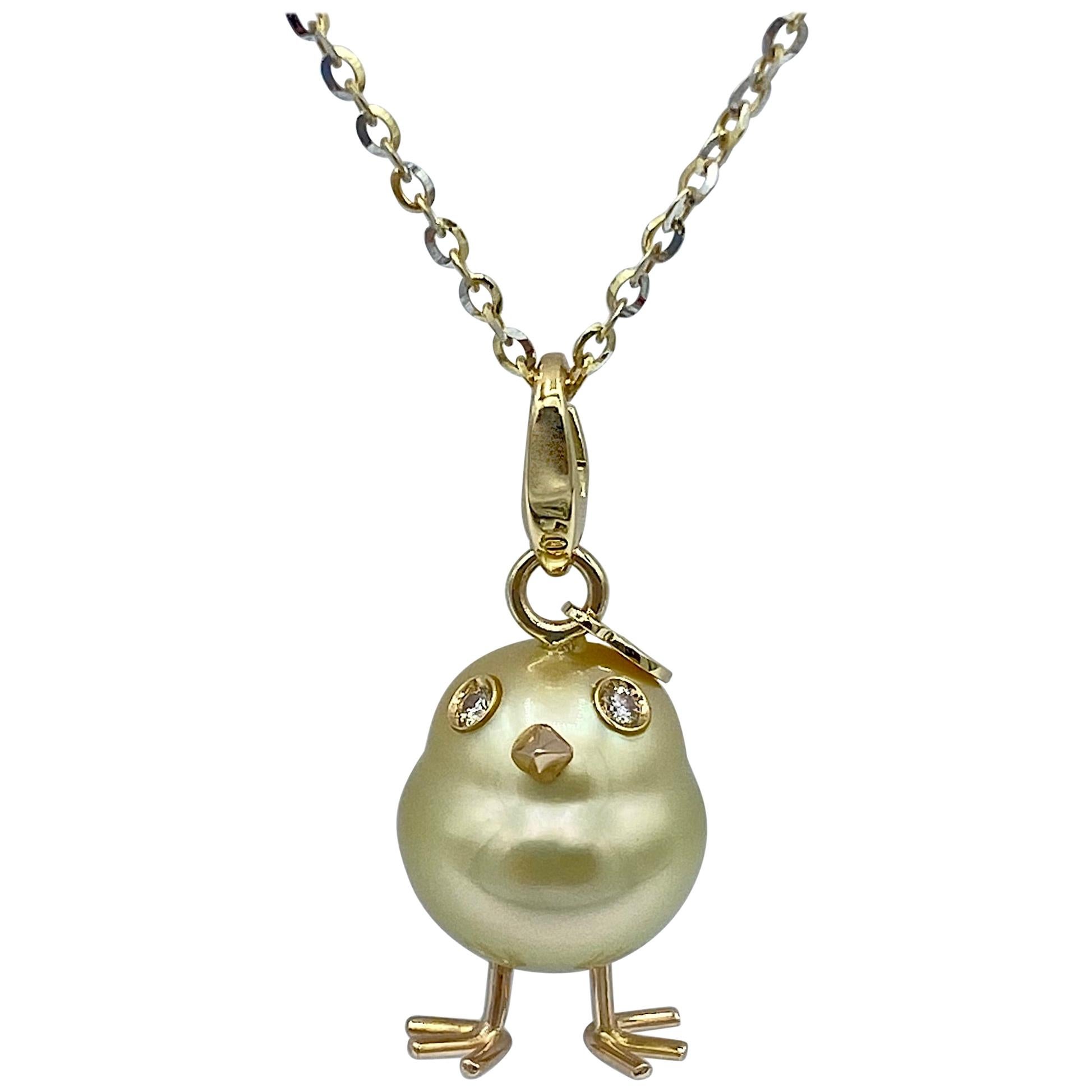 Chick Pearl White Diamond 18 Karat Gold Pendant Necklace or Charm