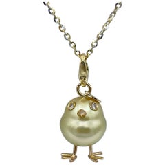 Chick Pearl White Diamond 18 Karat Gold Pendant Necklace or Charm