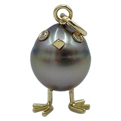 Chick South Sea Pearl White Diamond Gold 18 Karat Pendant or Necklace