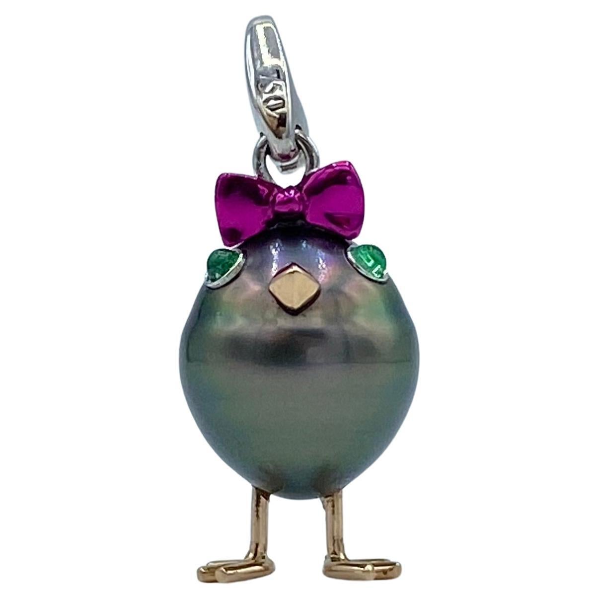 Contemporary Chick Tahitian Pearl Emerald 18Kt Red and White Gold Pendant Necklace or Charm