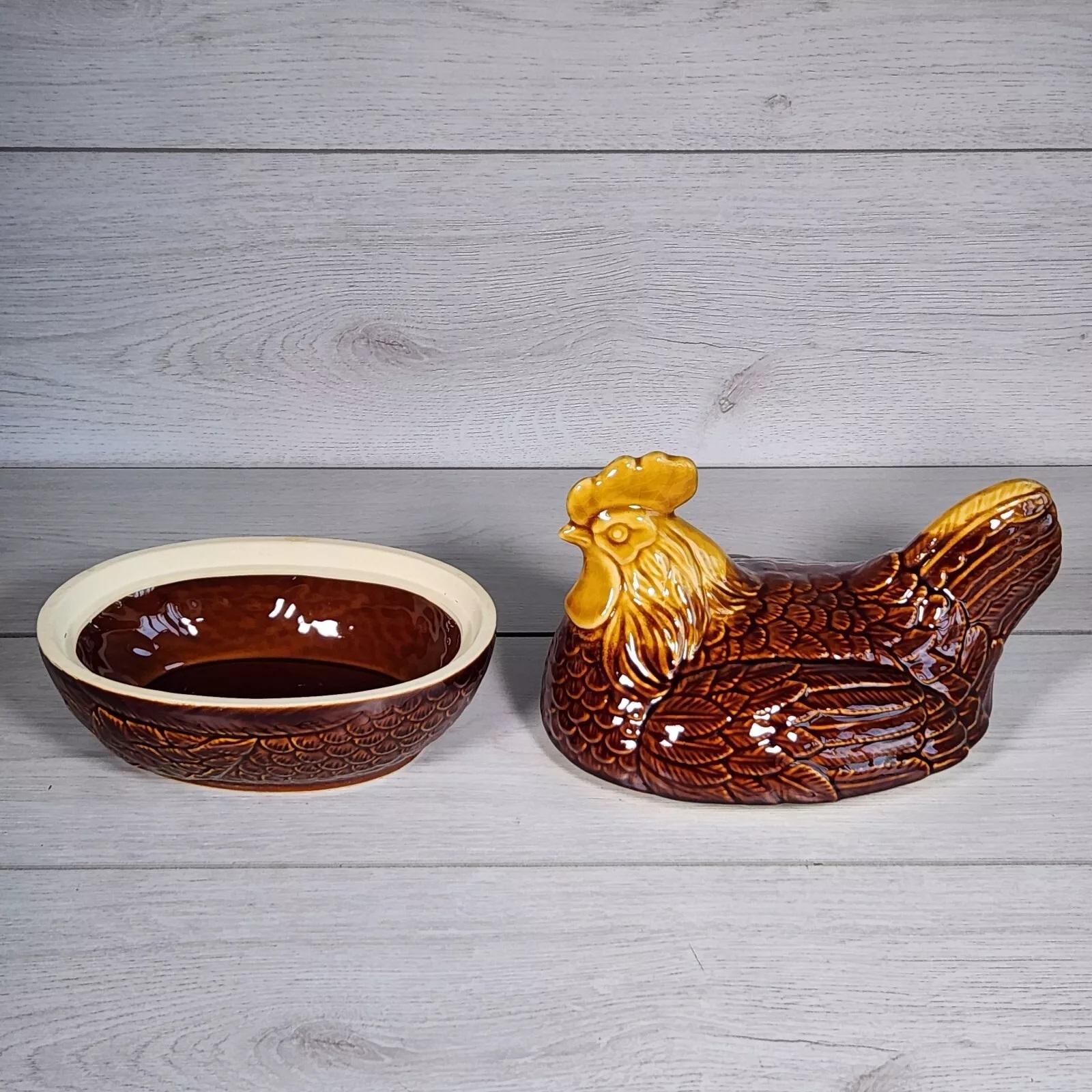 Art Déco Antico Porta Uova di Gallina in Ceramica Scultrice Cucina Decor Smalto Marrone VTG Piatto in vendita