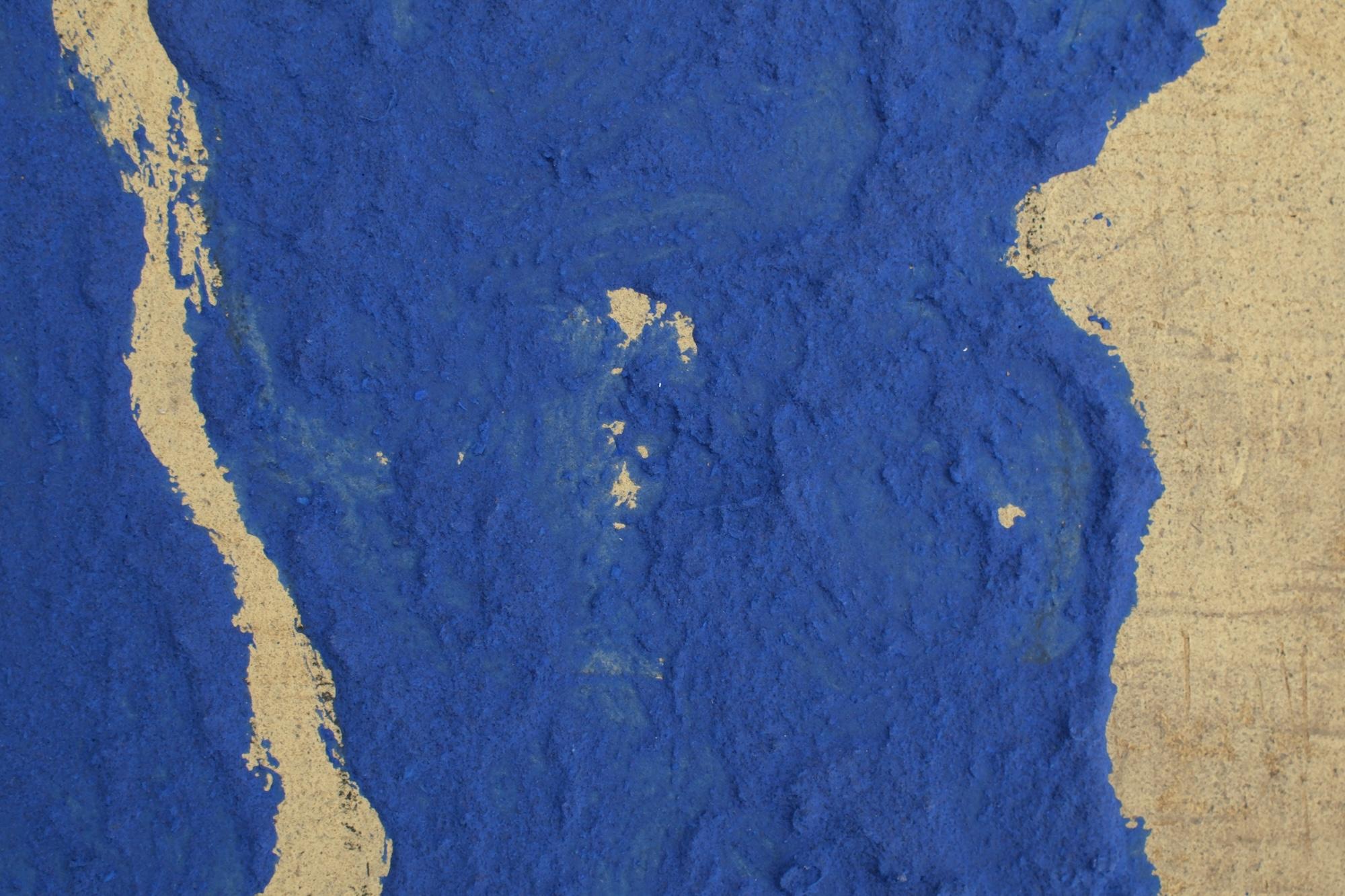 Quadro figurativo di una mano su tela dai toni blu in vendita 10