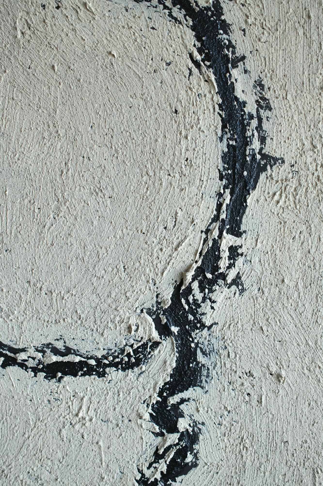 Peinture figurative sur toile en blanc cassé, 2025 - 