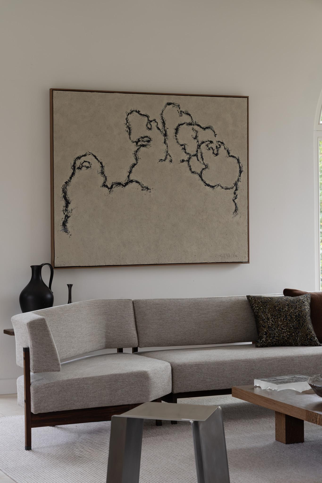 Note on Color:
The paint used in this piece is a subtle off-white. Depending on the background or lighting, it may appear slightly different. Against a white wall, it can take on a warm, almost yellowish hue due to contrast, whereas on a colored or