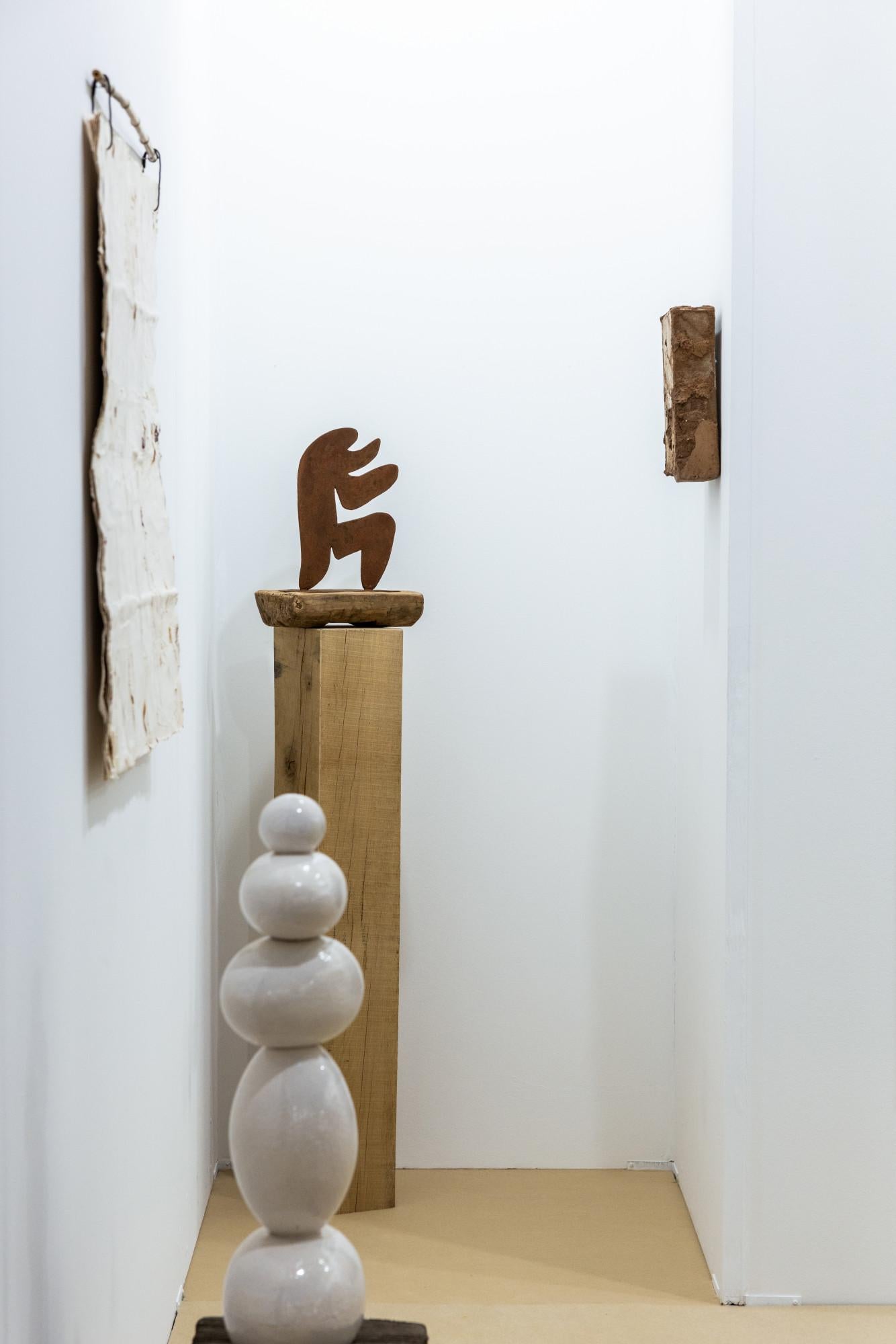 Pugnator 066 - Scultura astratta in acciaio cortonese di Chidy Wayne in vendita 7