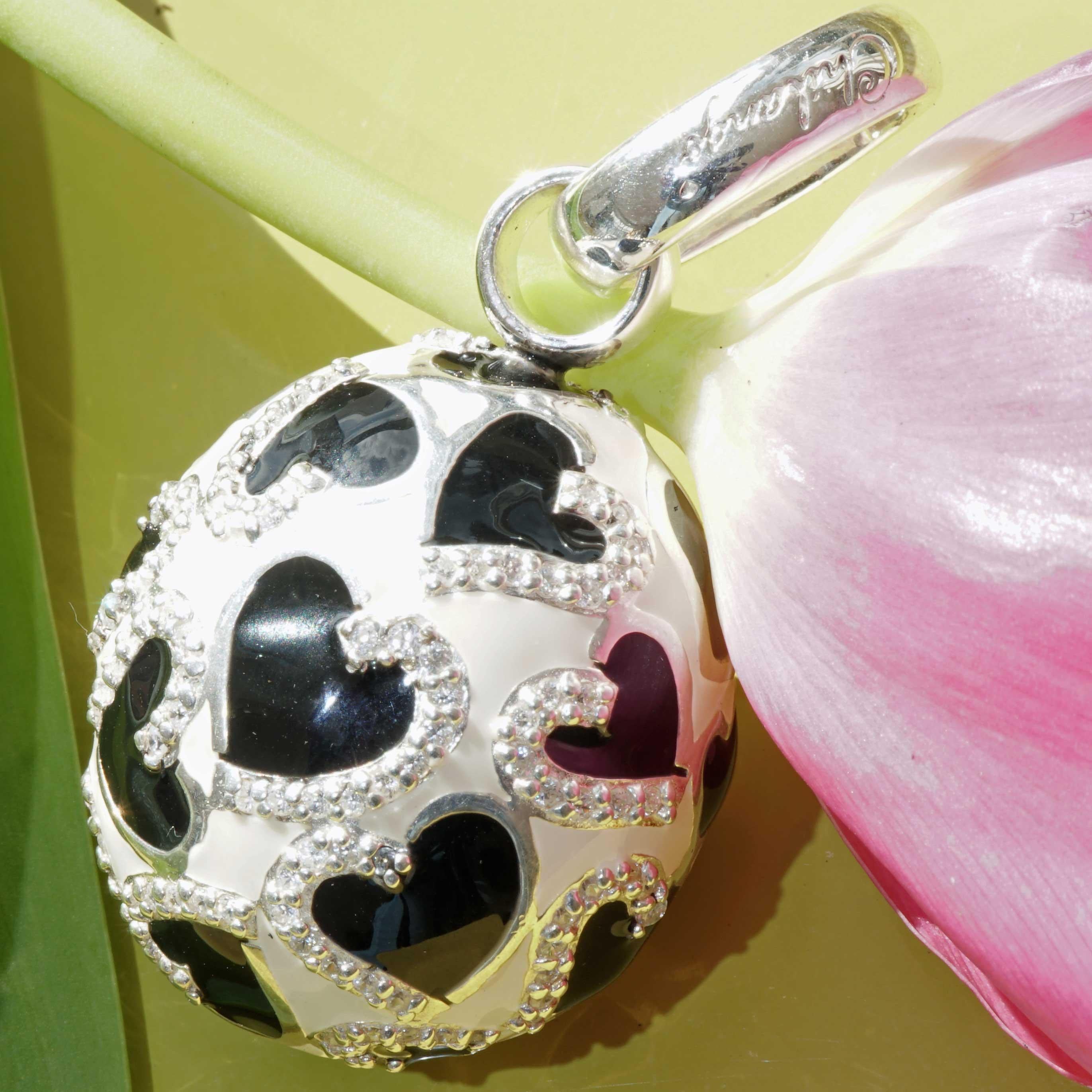 Chilango Pendant Faberge Style Heart Black and White 925 Silver Enamel circonia  For Sale 2