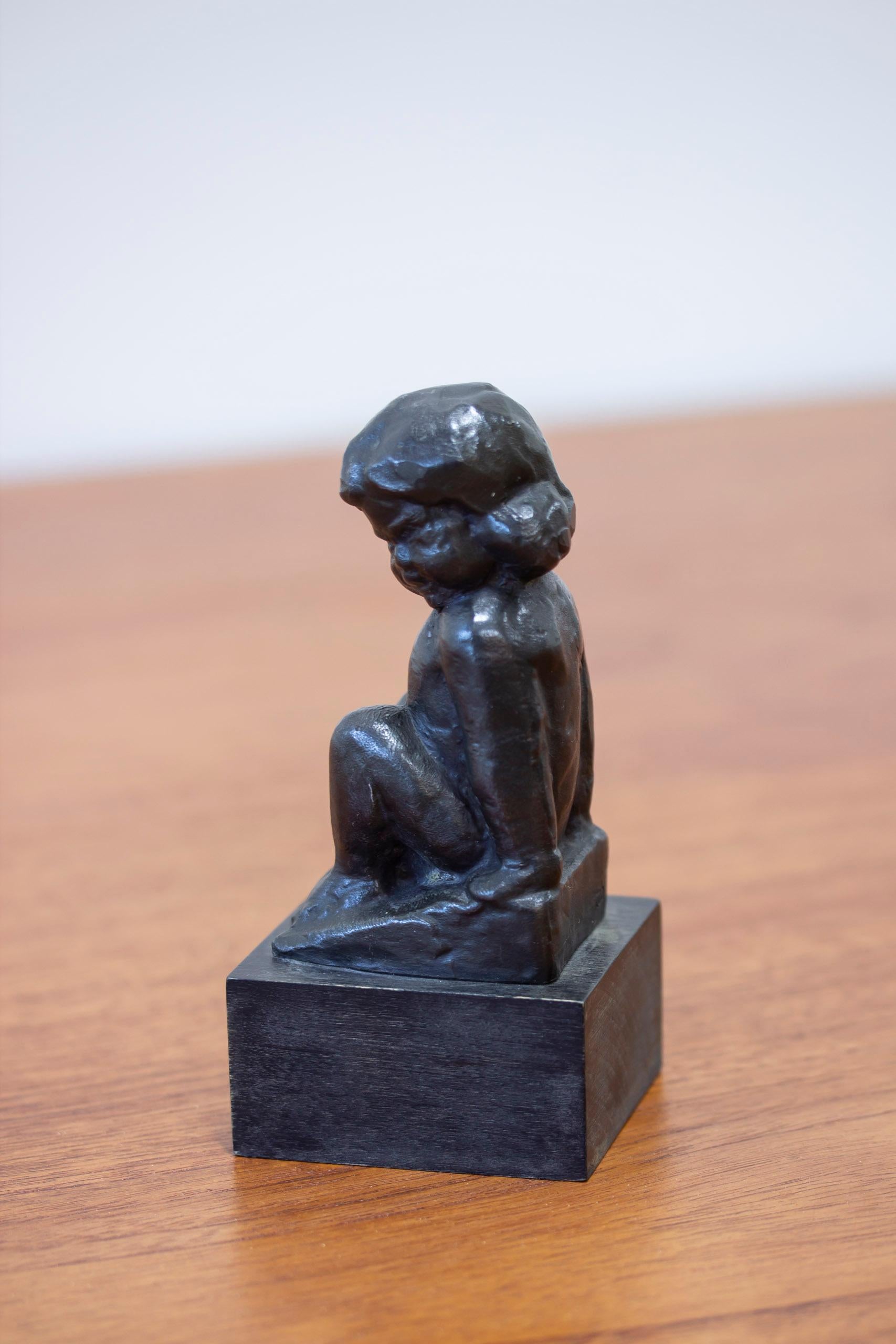 Scandinavian Modern Child bronze Sculpture by Carl Einar Borgström, Ystad Metall, sweden, 1930-40s