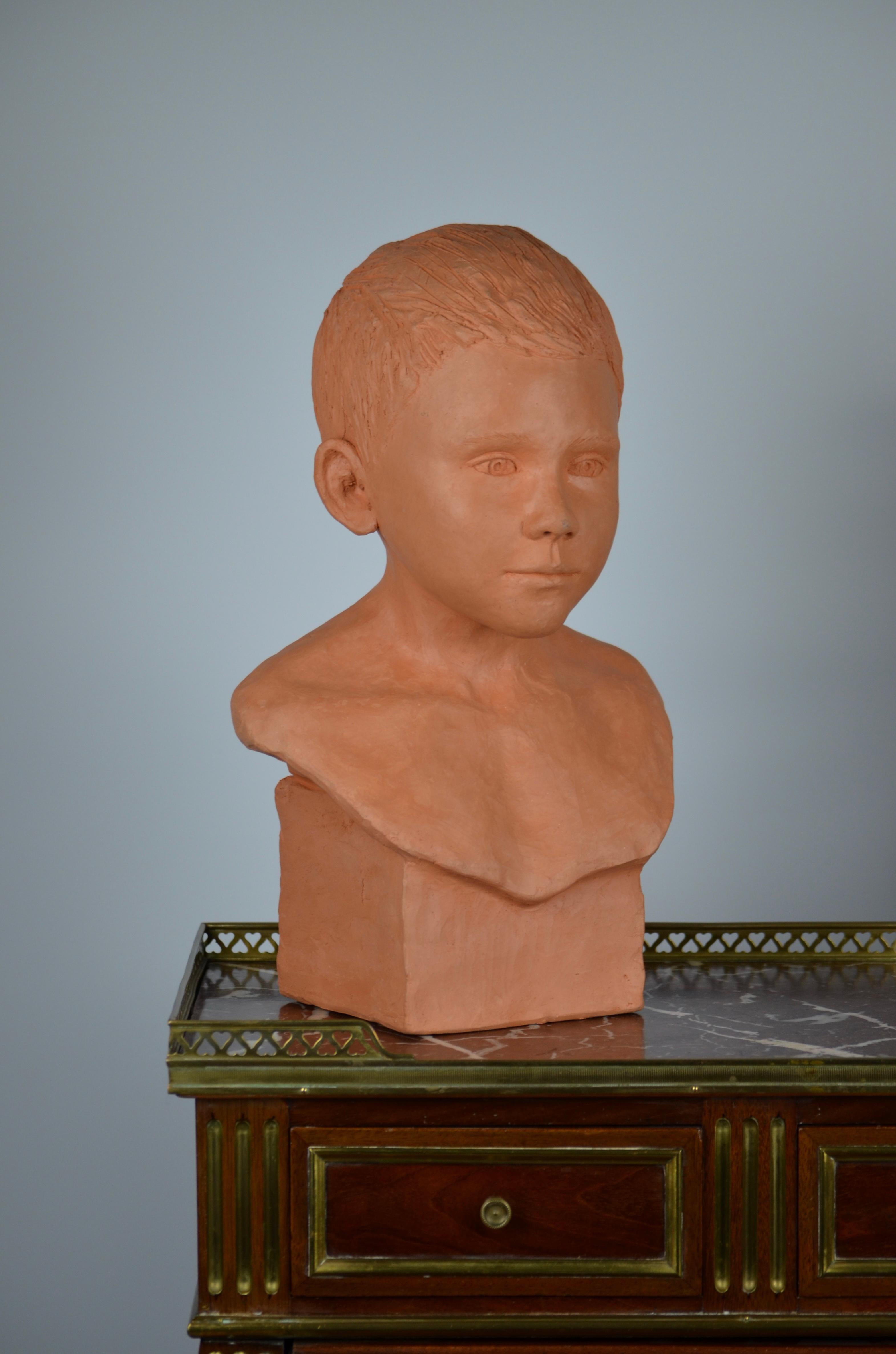 Romantic child bust in terracotta For Sale