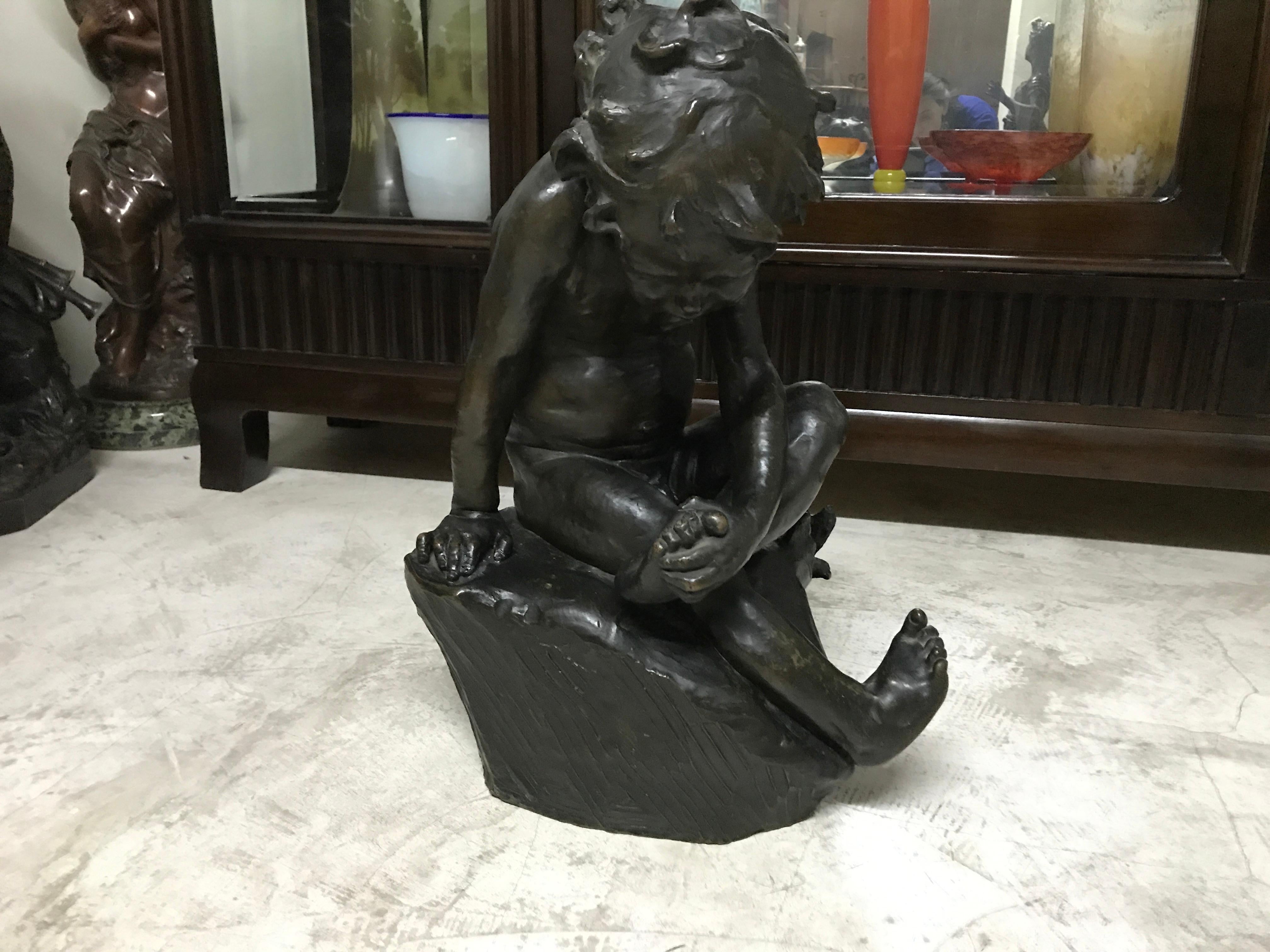 French Child sculpture in Bronze and marble For Sale
