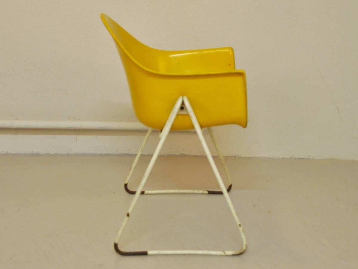 Children's chair by Walter Papst for Wilkhahn, Germany 1960's In Good Condition For Sale In Steenwijk, NL