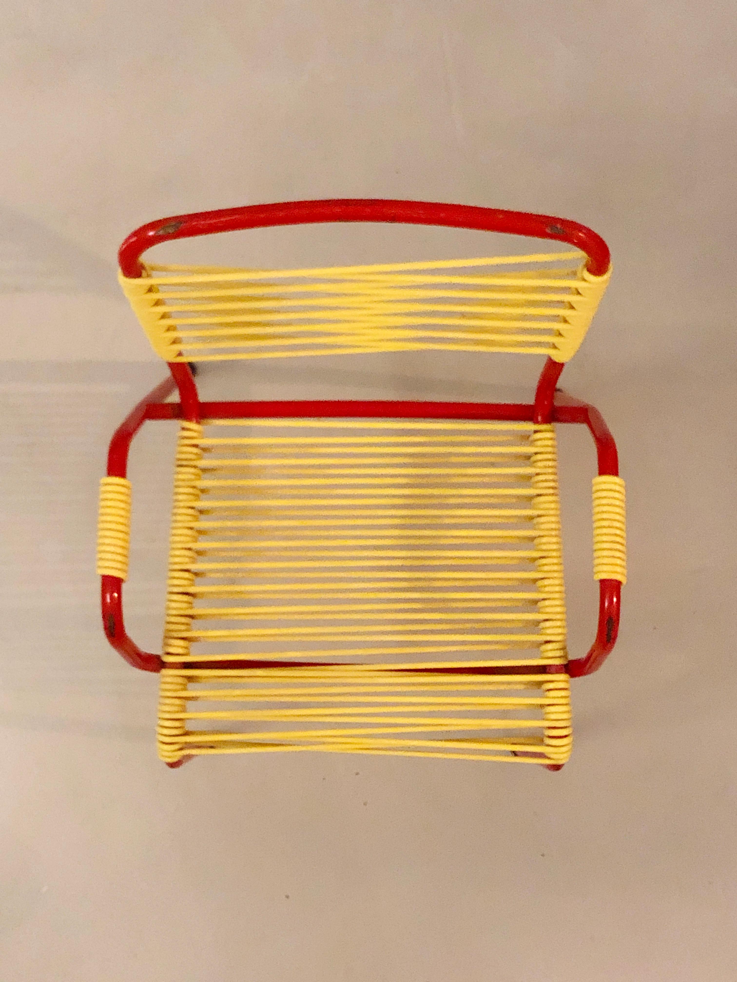 Metalwork Children's chair scoubidou Torck - 1950's For Sale