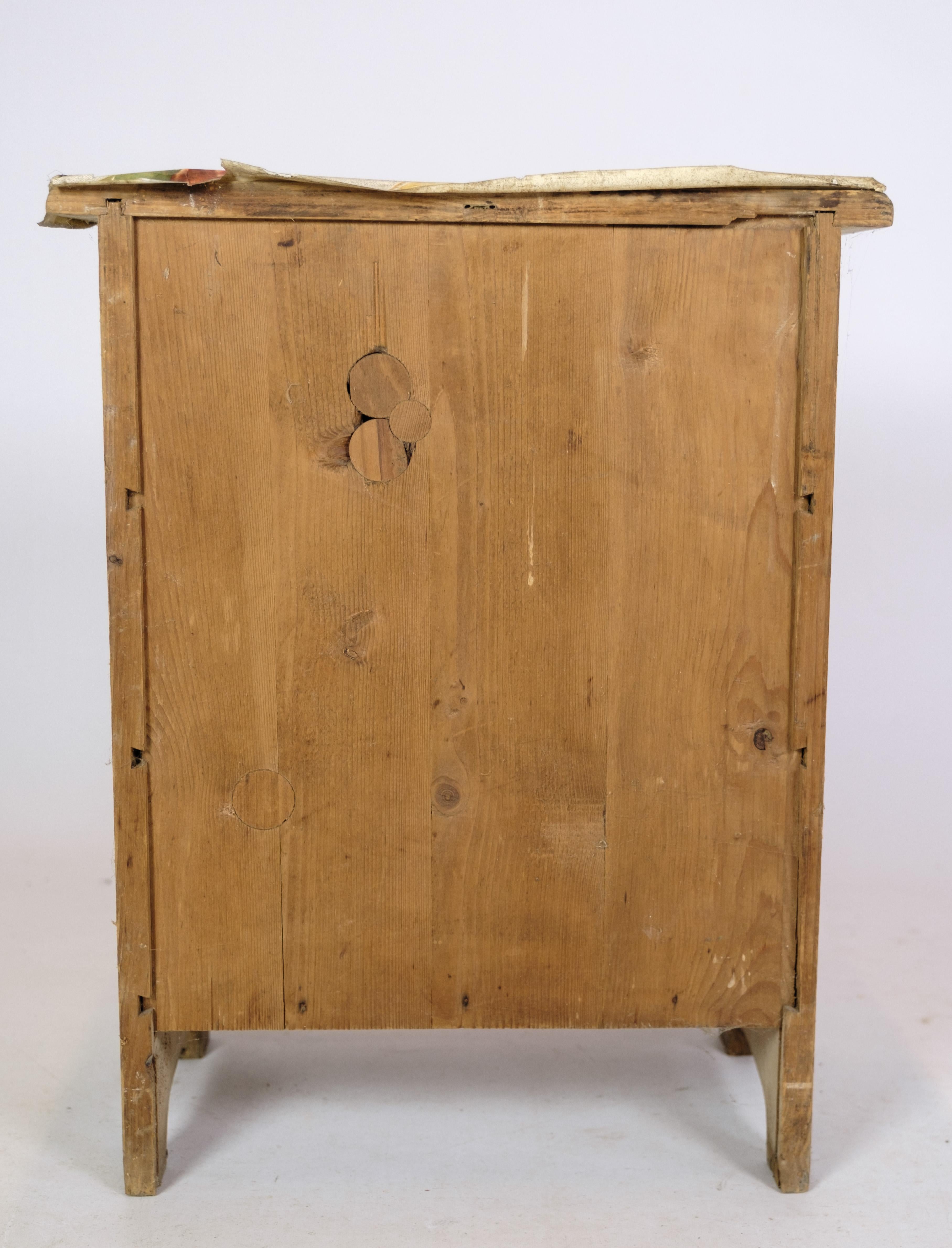 Wood Children's chest of drawers In Painted wood From The 1890 For Sale