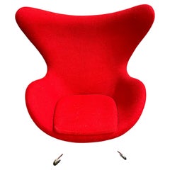 Vintage Children’s Red Egg Chair in Style of Arne Jacobsen Fritz Hansen