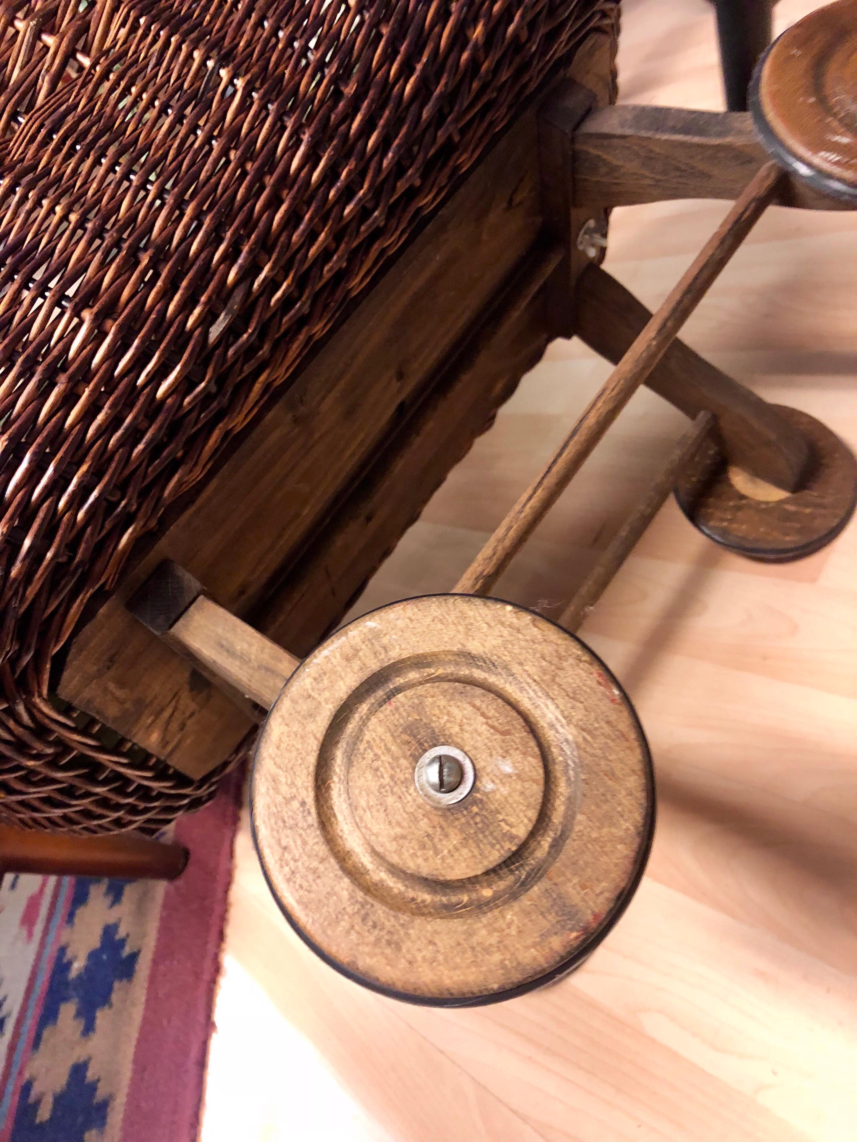 Swiss Children's Wicker Doll's Pram Stroller Kid'd Carriage, circa 1940