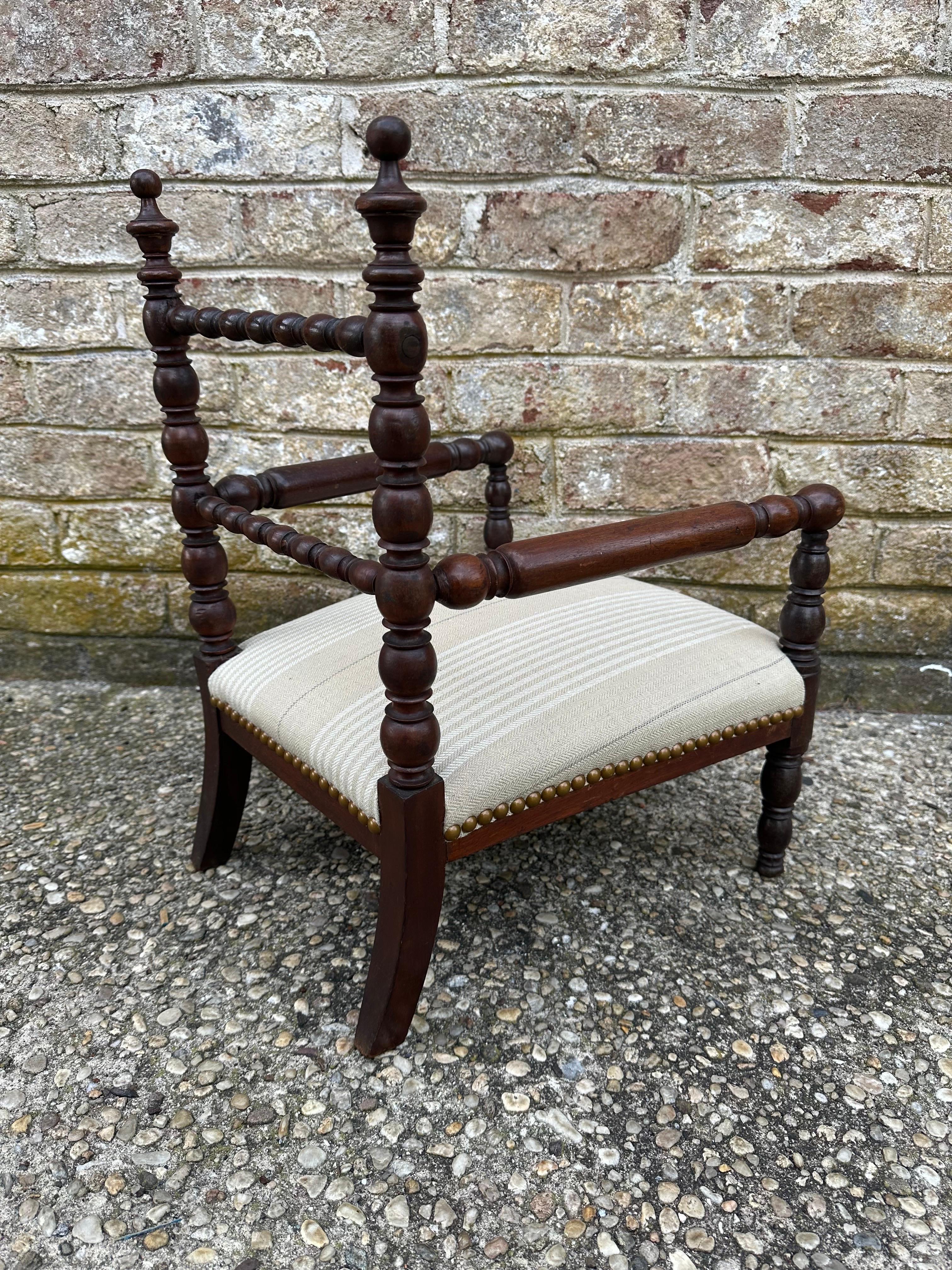 Child's Antique Carved Bob bin Armchair In Good Condition For Sale In East Hampton, NY