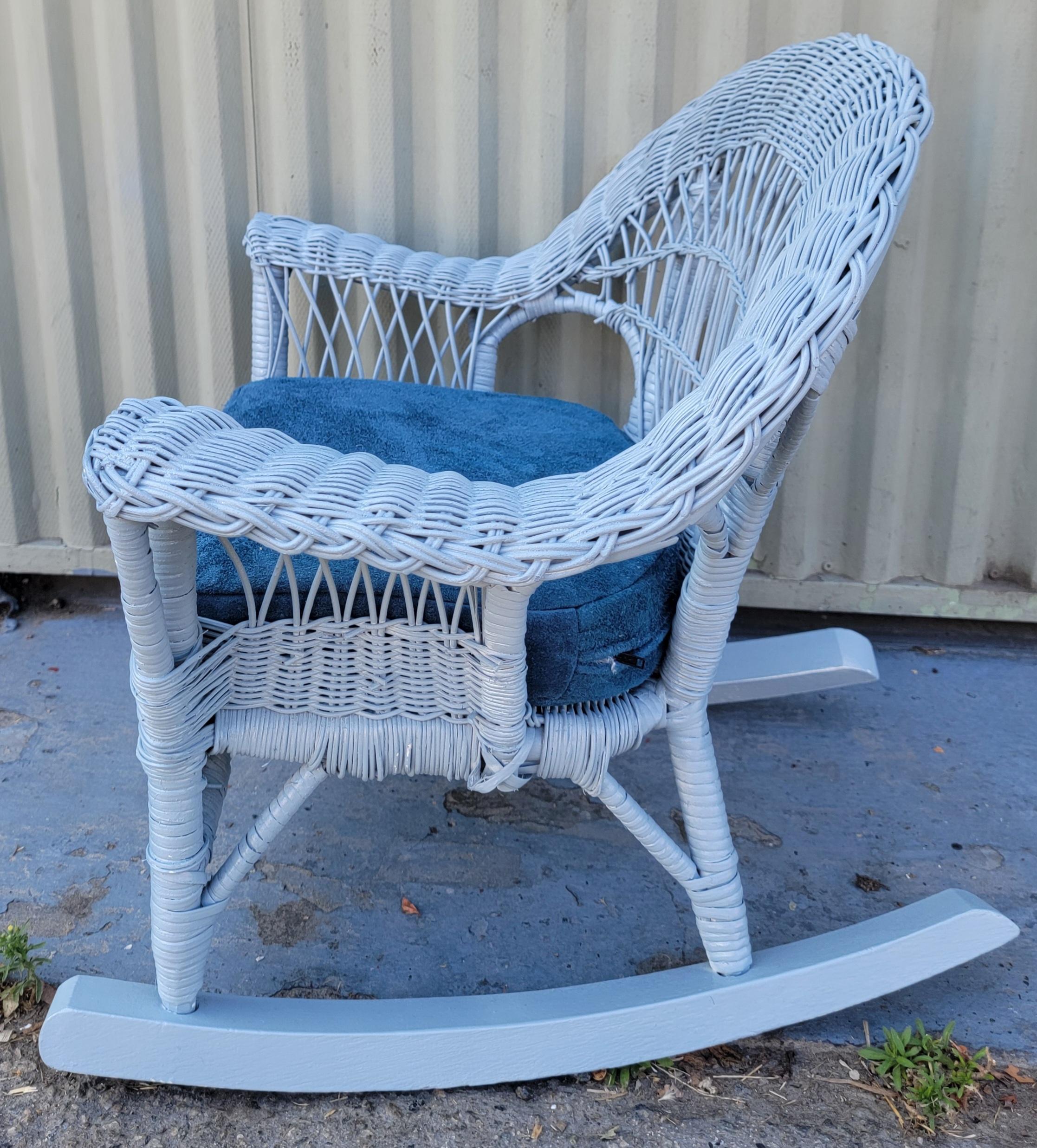 Silla mecedora de mimbre Bar Harbor para niños Estadounidense en venta