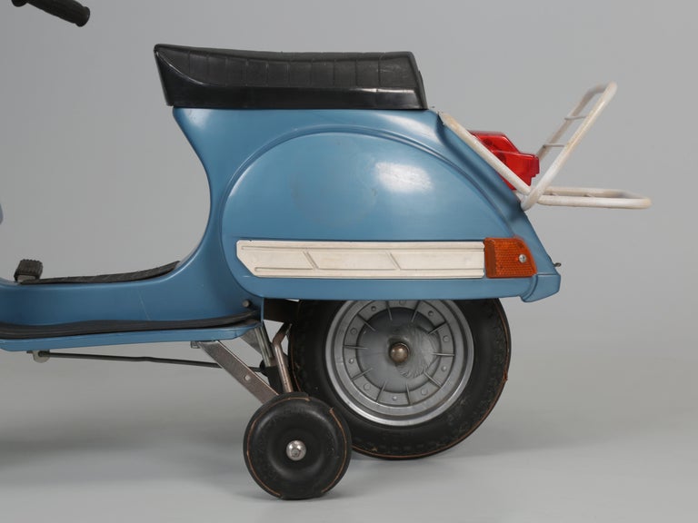 Child's Battery Operated Vespa Scooter Made in Italy by Peg Perego for Ages 3Up For Sale at 1stDibs