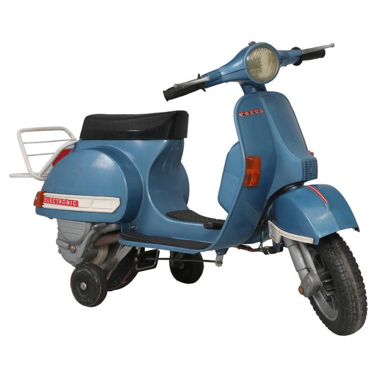 Child's Battery Operated Vespa Scooter Made in Italy by Peg Perego for Ages 3Up For Sale at 1stDibs