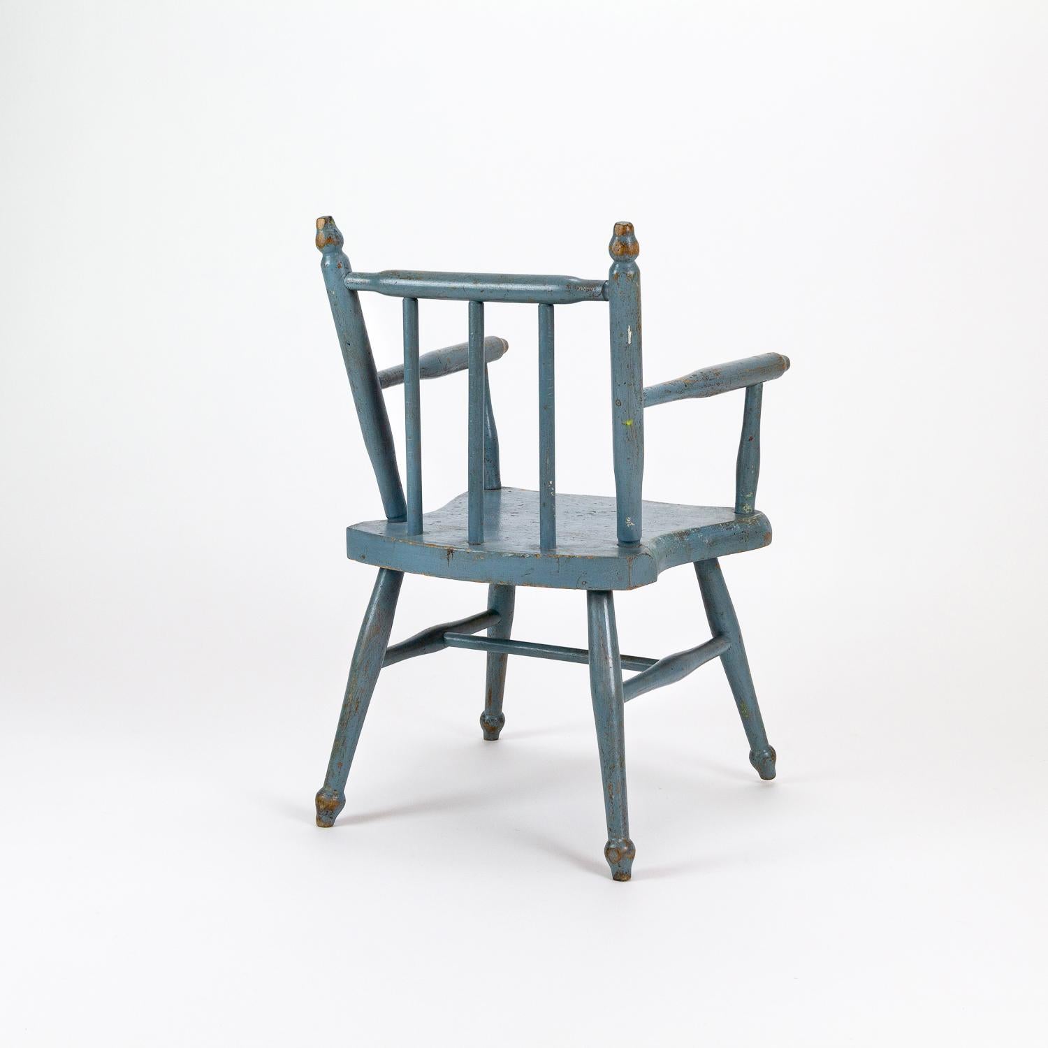 Child’s Blue Painted Pine Chair, Denmark, circa 1900 In Good Condition For Sale In Berkhamsted, GB