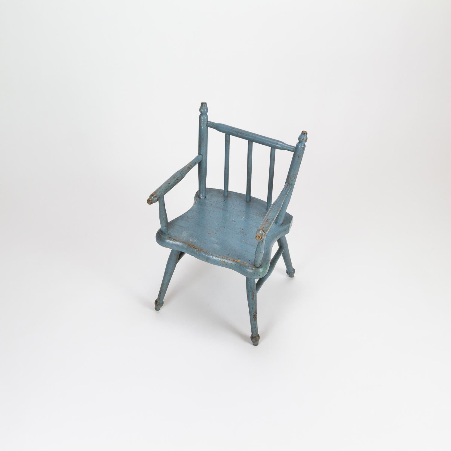Early 20th Century Child’s Blue Painted Pine Chair, Denmark, circa 1900 For Sale
