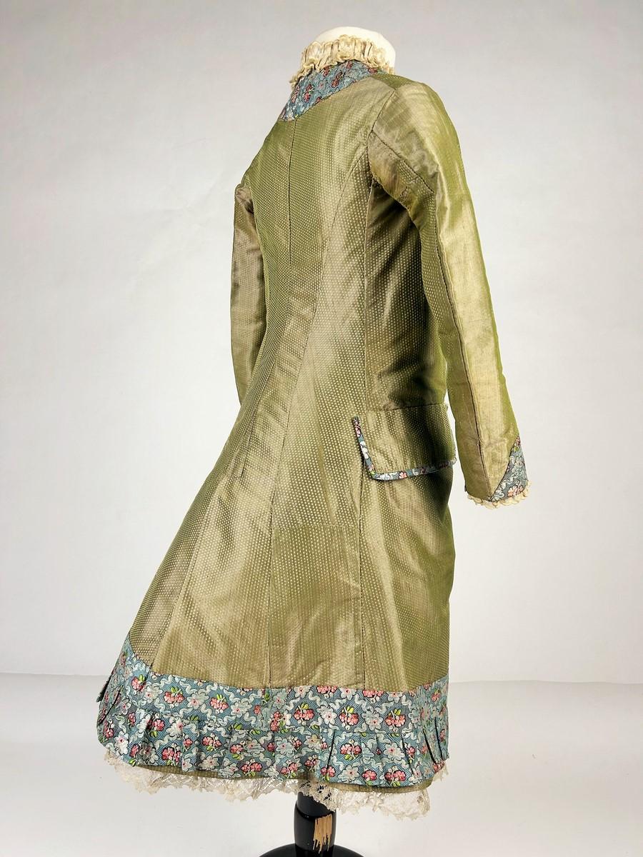 Child's dress for a boy in taffeta and brocade silks - France Circa 1870 For Sale 5
