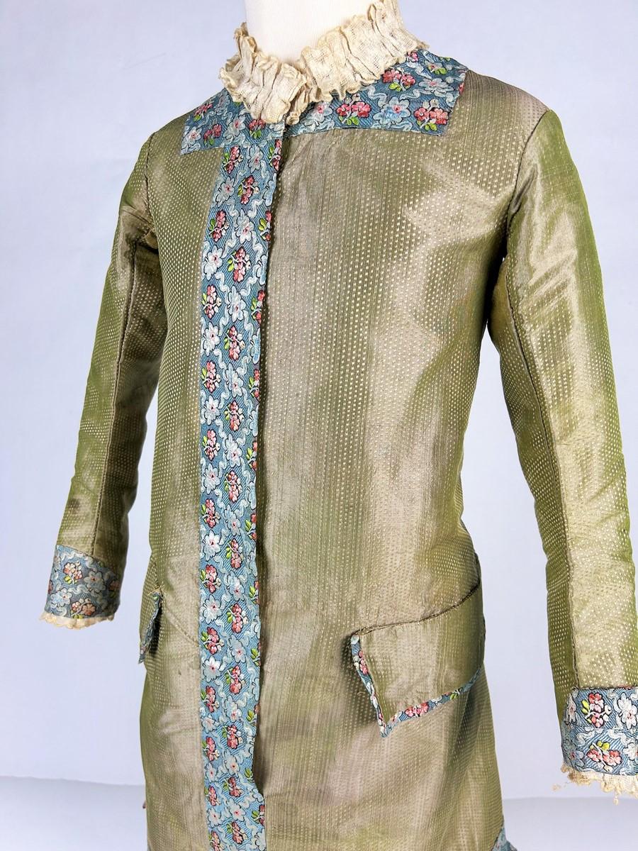 Brown Child's dress for a boy in taffeta and brocade silks - France Circa 1870 For Sale