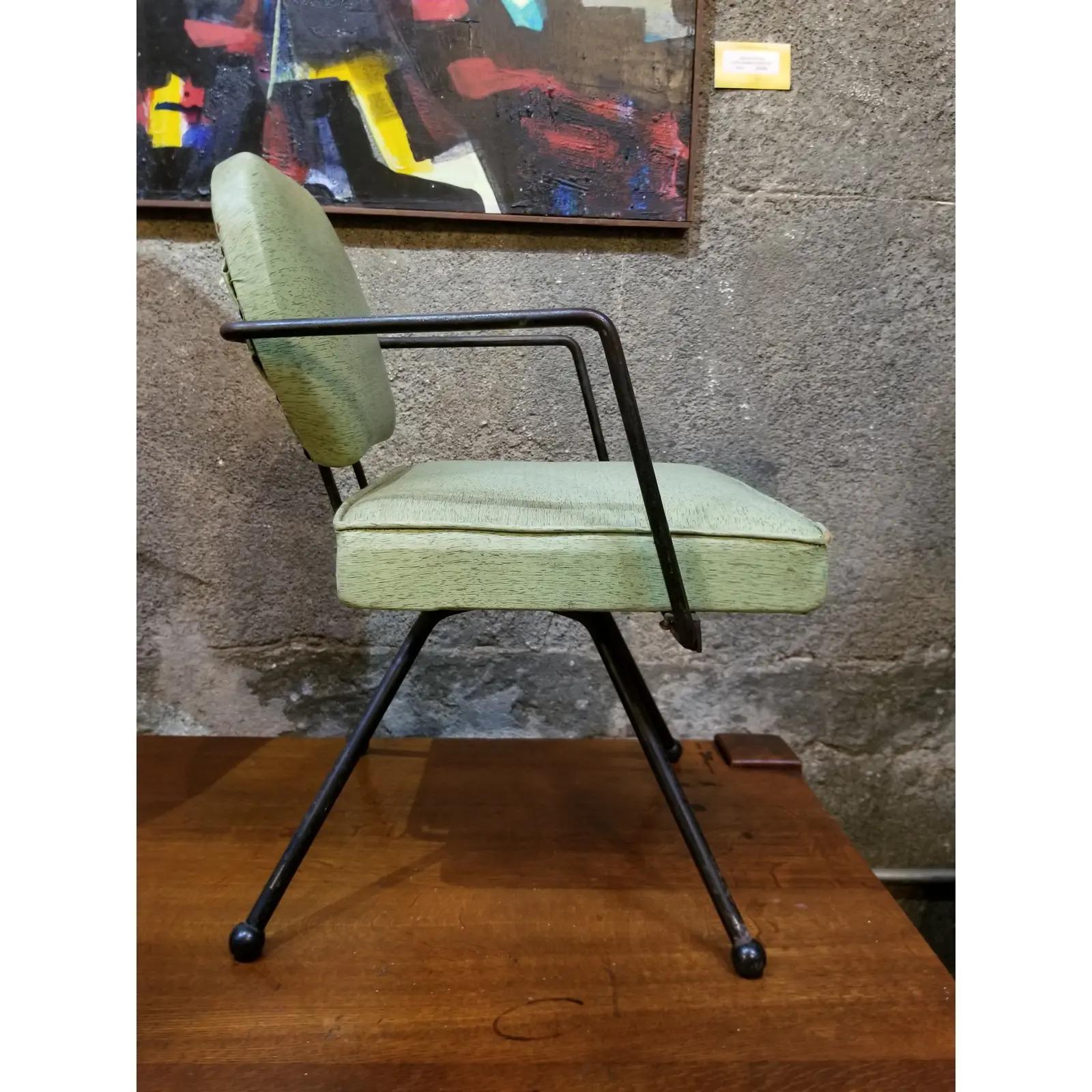 Américain Fauteuil de salon pour enfant Mid-Century Modern en vente