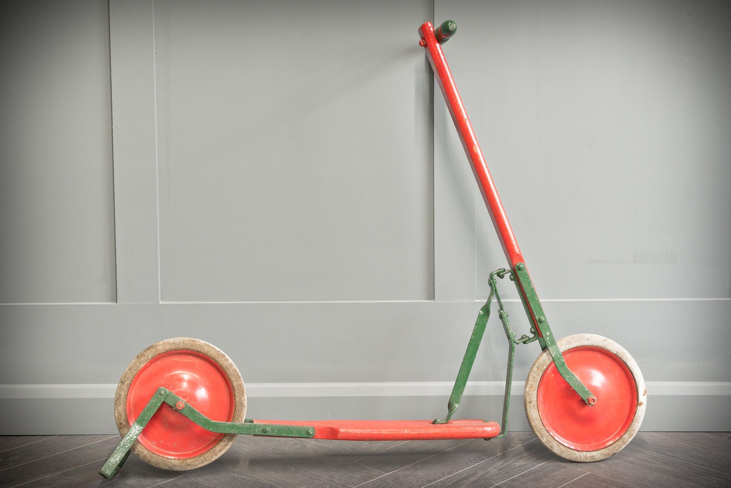 Child's Painted Wooden Scooter In Good Condition For Sale In Alton, GB