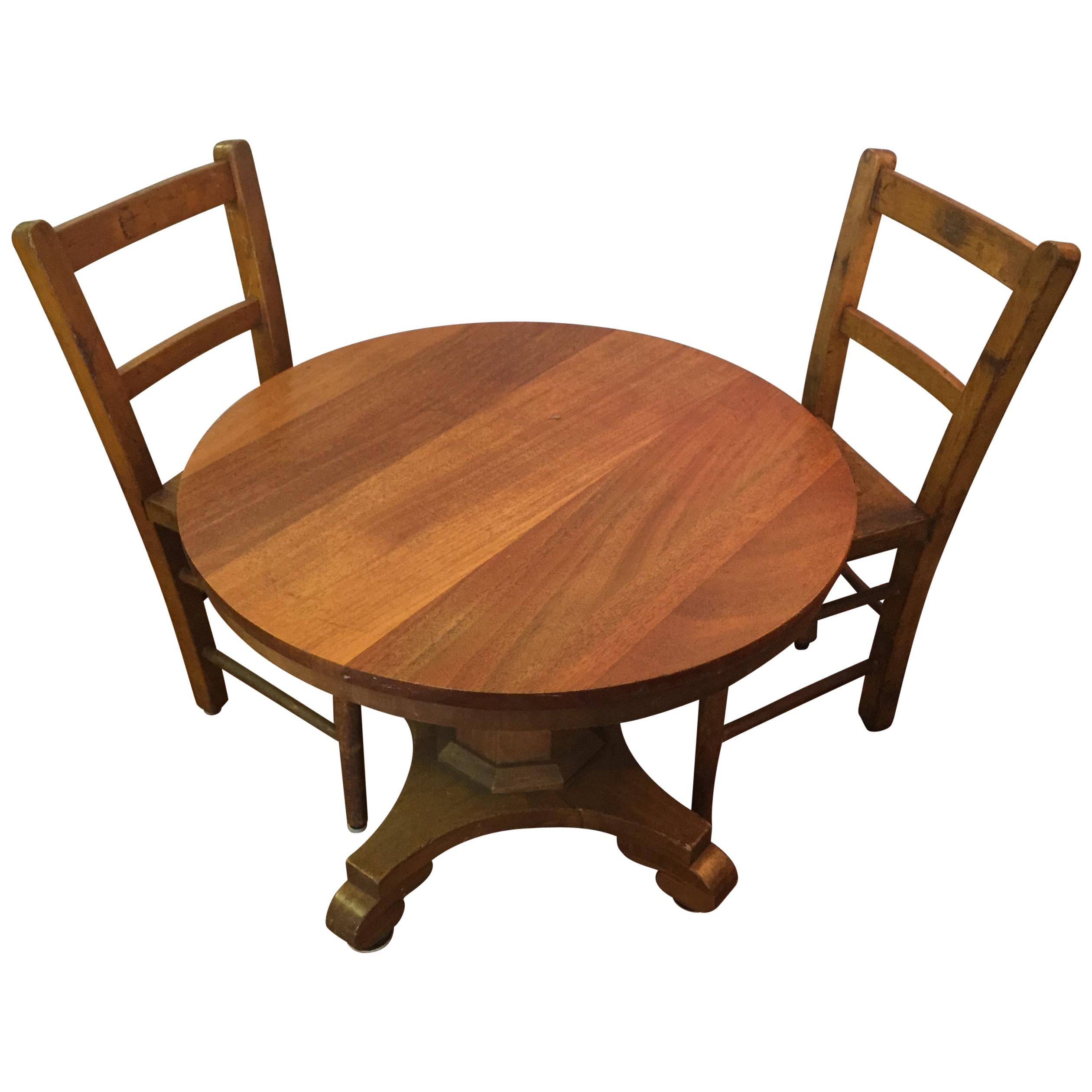 Child's Round Pedestal Table and 2 Chairs, American, circa 1900