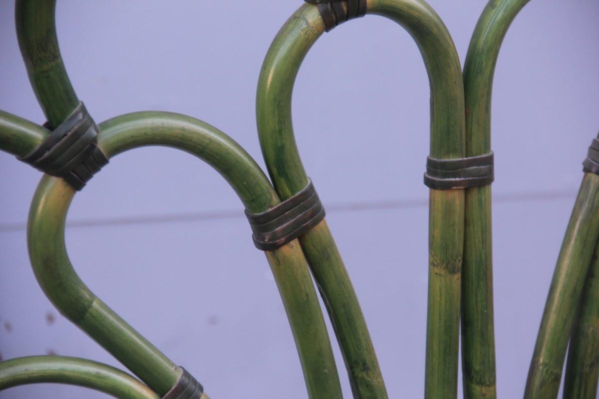 Child's Single Bamboo Curved Bed Green Italian Design, 1970s In Good Condition For Sale In Palermo, Sicily