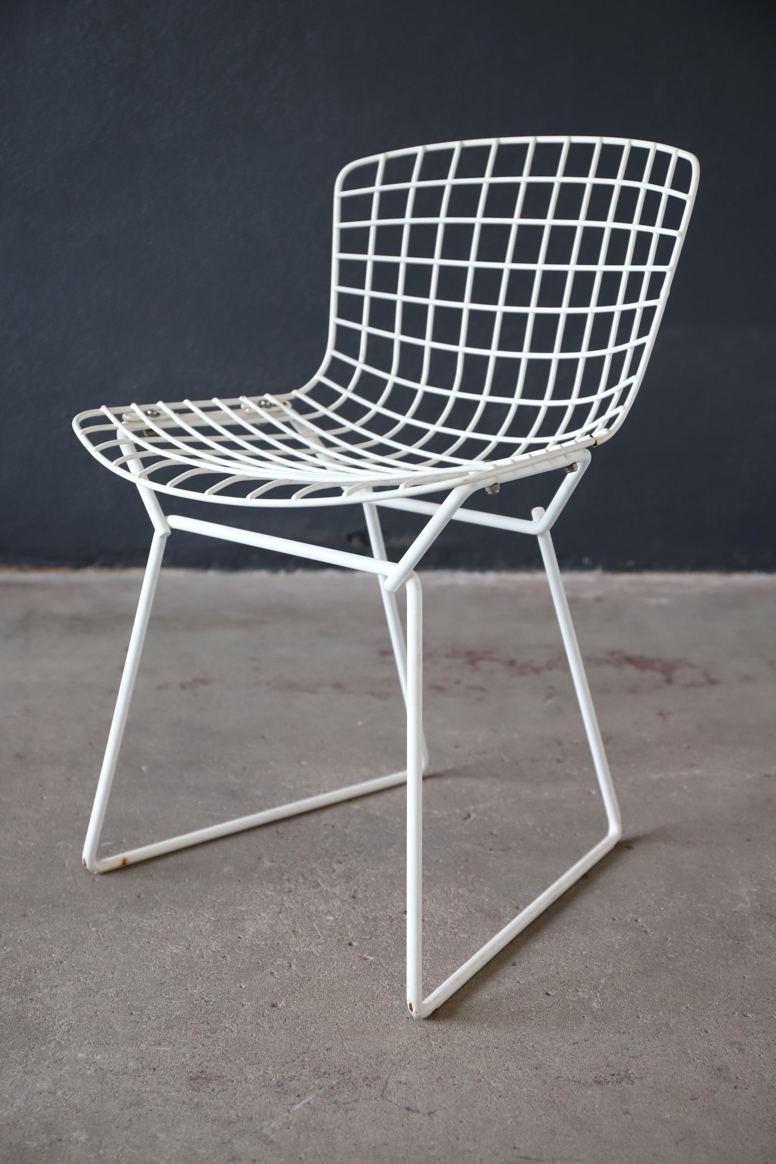 Childs Size Wire Chair by Harry Bertoia for Knoll For Sale 4