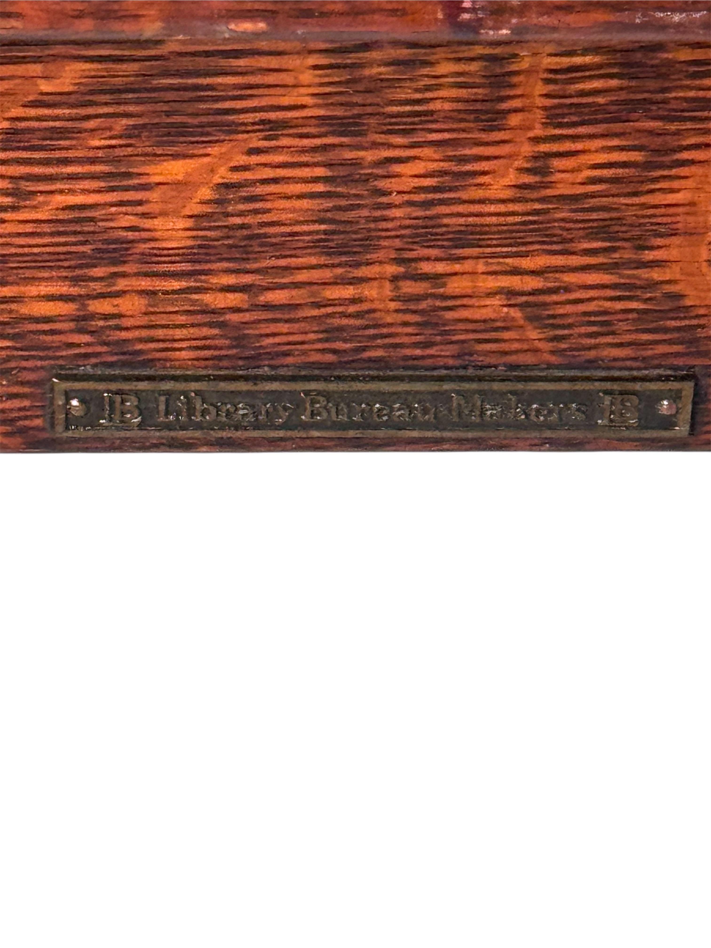 Mesa infantil de la escuela pública P.S 166 de Nueva York Estadounidense en venta
