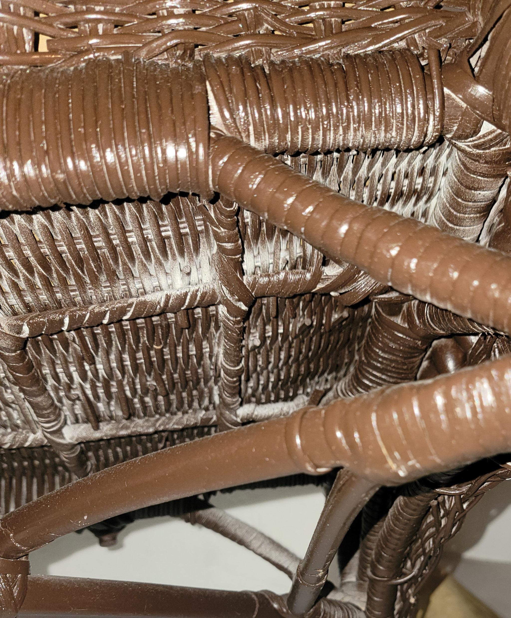 Child & Child Wicker Chair W/  Coussin en cuir Bon état - En vente à Los Angeles, CA