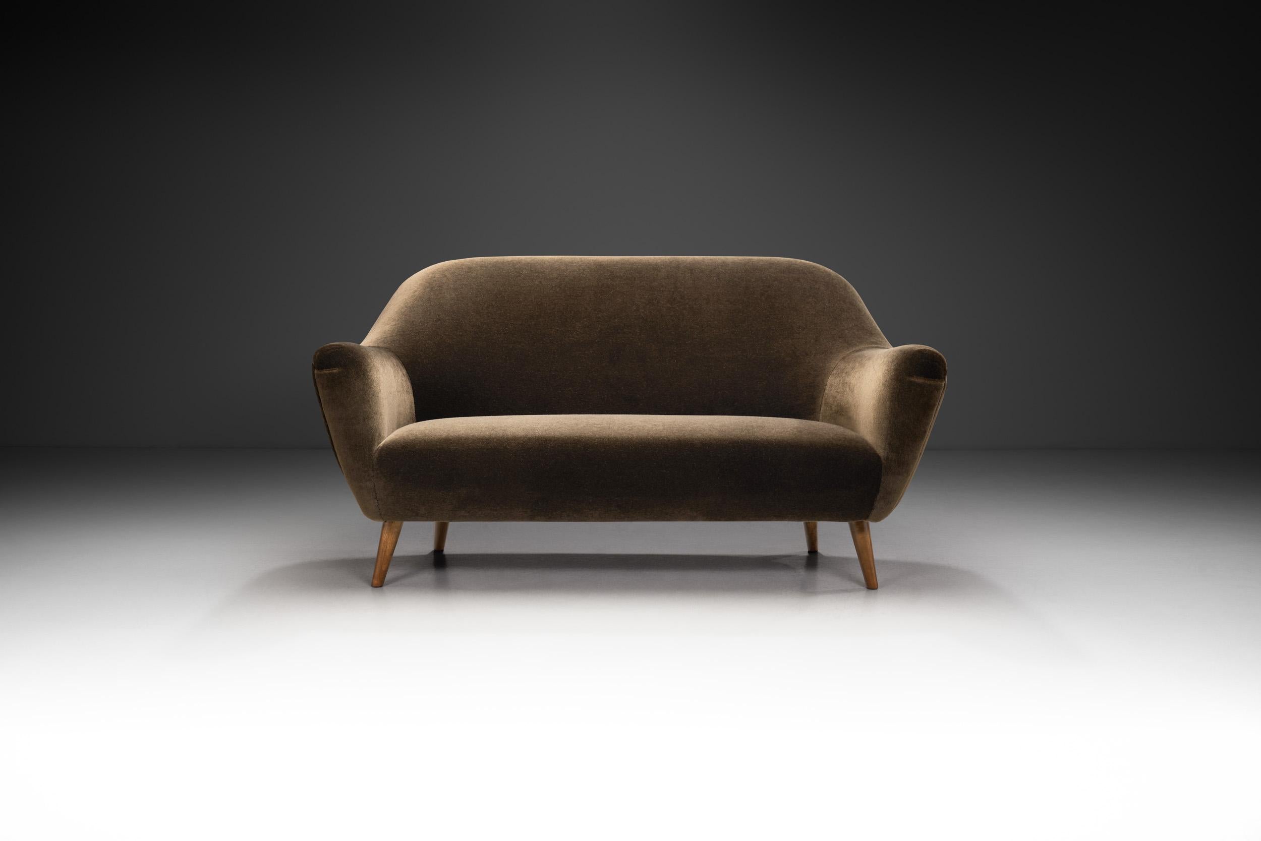 Mid-Century Modern 