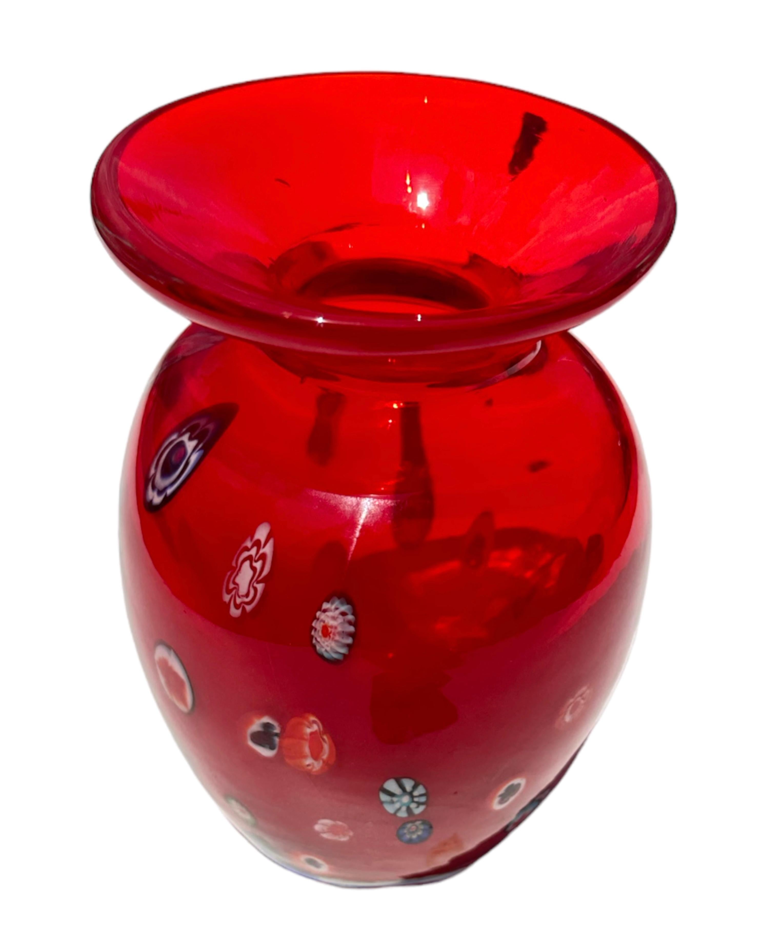 Chili Red Vase, Italian Art Glass For Sale at 1stDibs